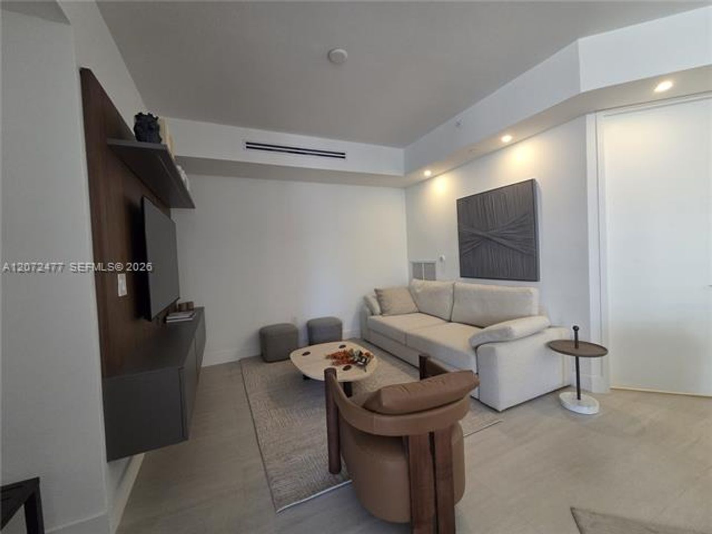 Key Biscayne Condo: 739 Crandon Blvd cu-202