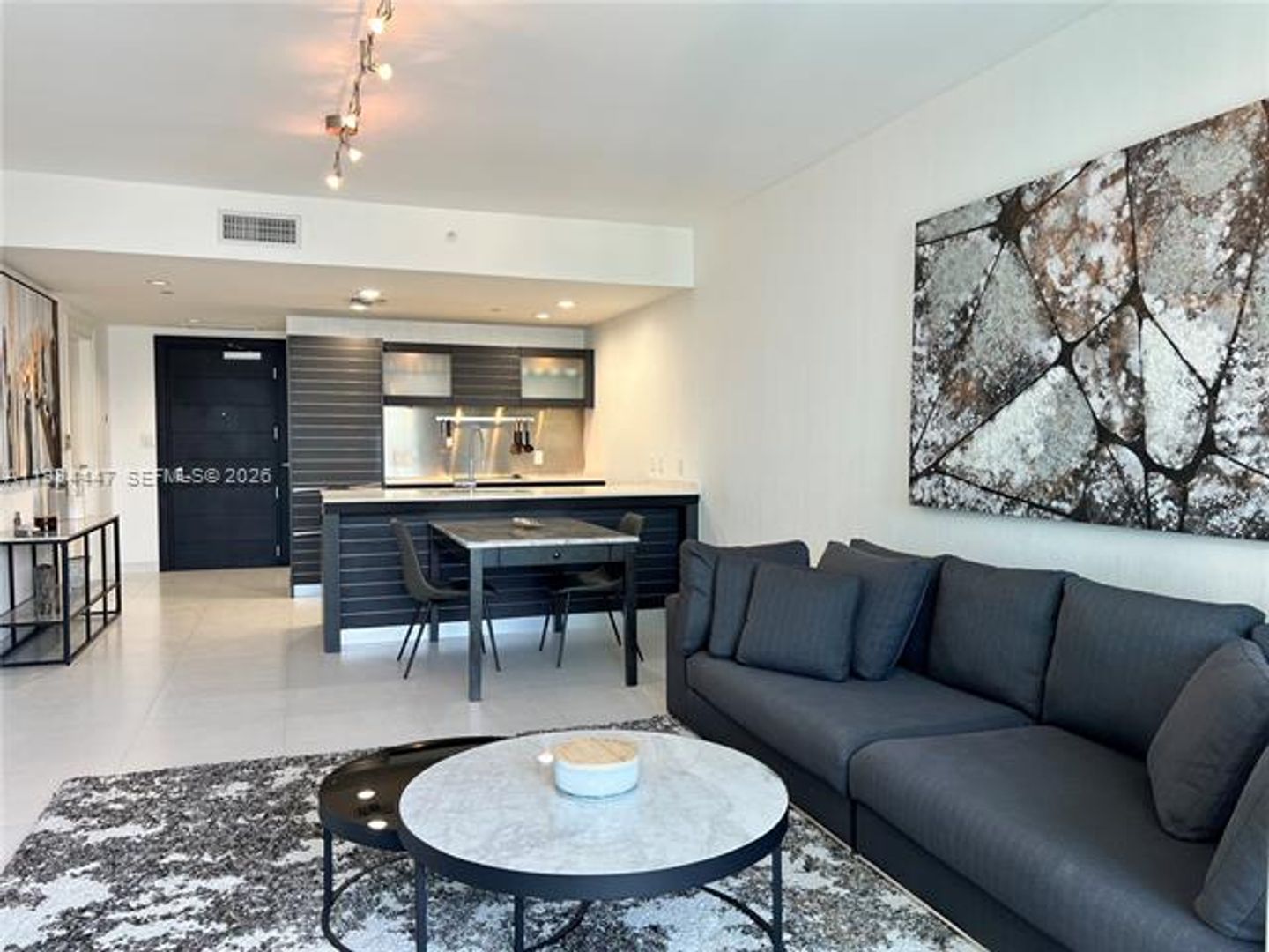 MIAMI Apartment: 200 Biscayne Boulevard Way # 3610