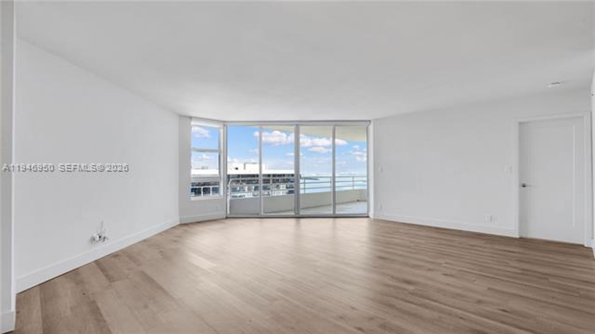 MIAMI Apartment: 555 NE 34th St unit 2508