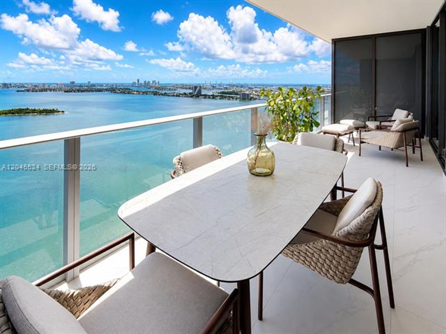 Miami Condo: 711 NE 23rd Ter # 3004