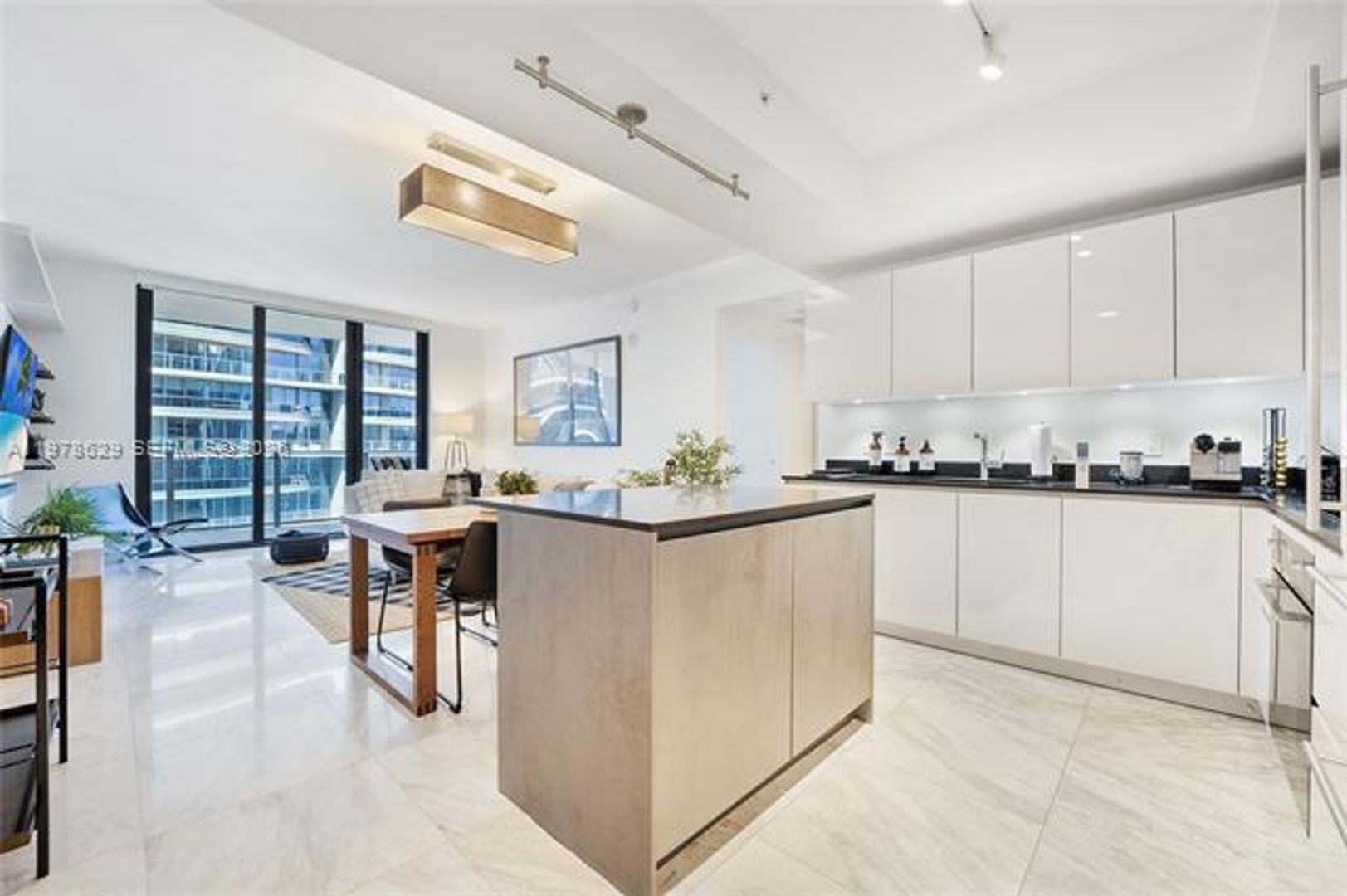 MIAMI Apartment: 1010 Brickell Ave # 2907