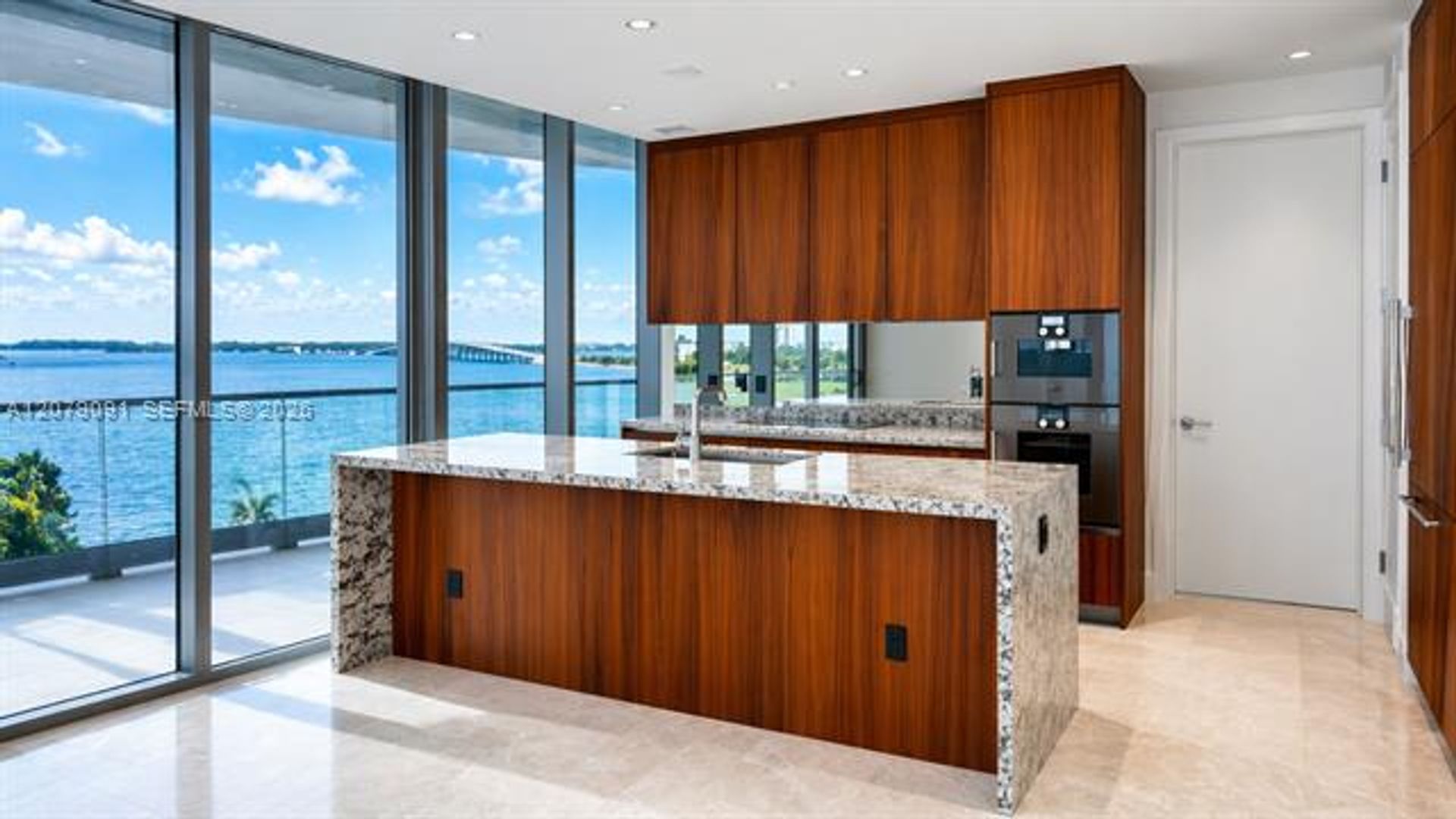 Miami Condo: 175 SE 25th Rd cu-504