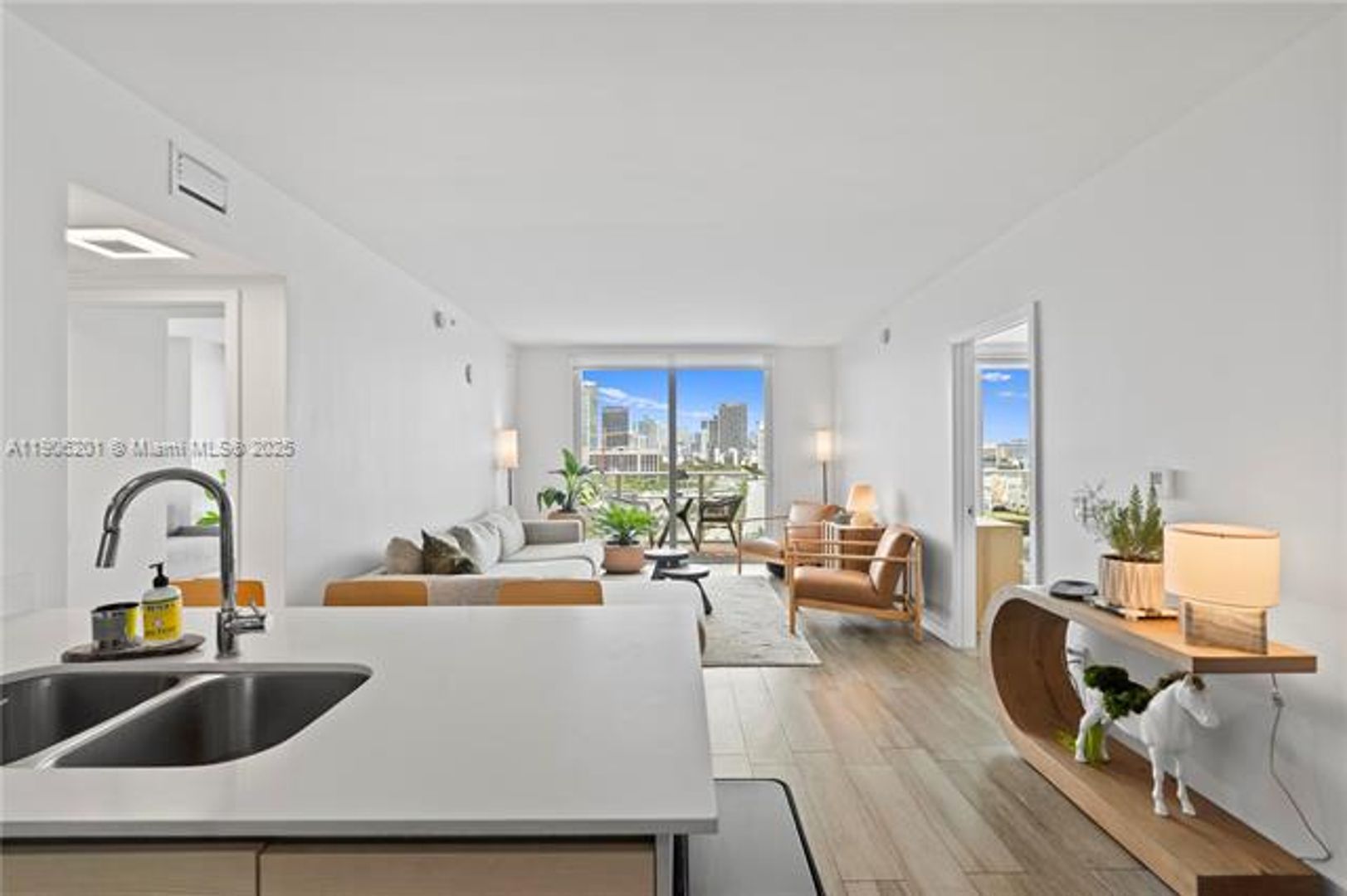 MIAMI Apartment: 4250 Biscayne Blvd unit 1218