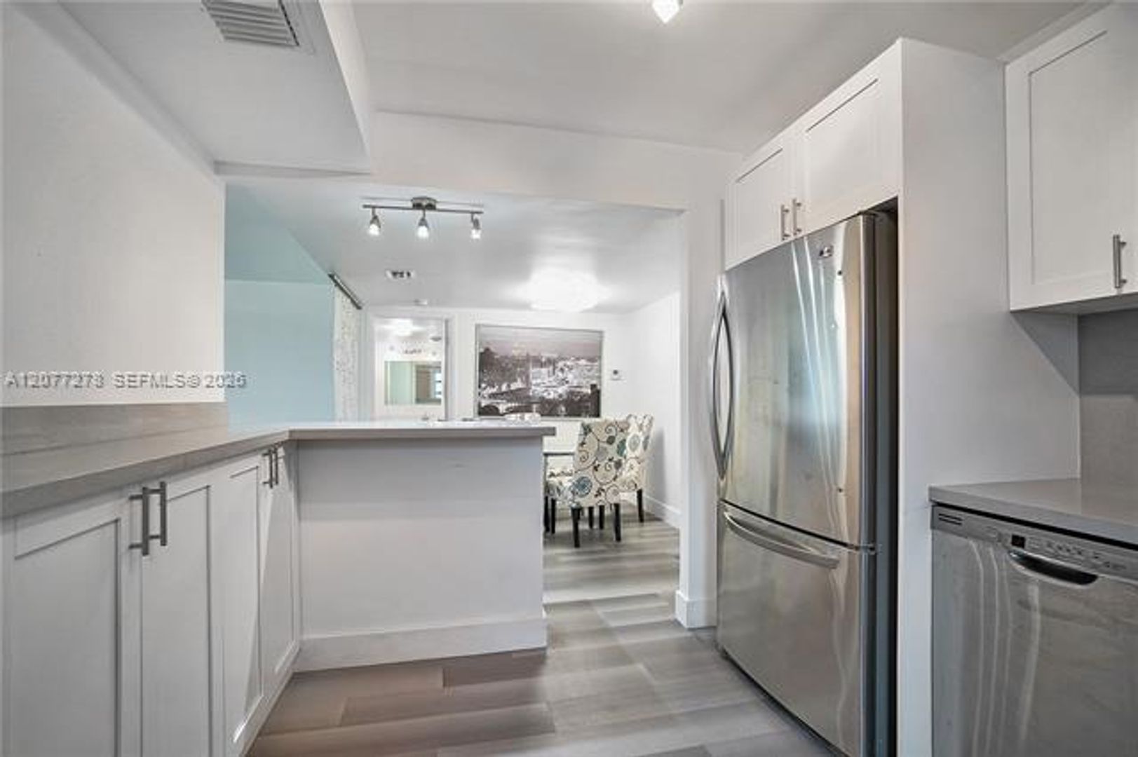 Surfside Condo: 9273 Collins Ave cu-309