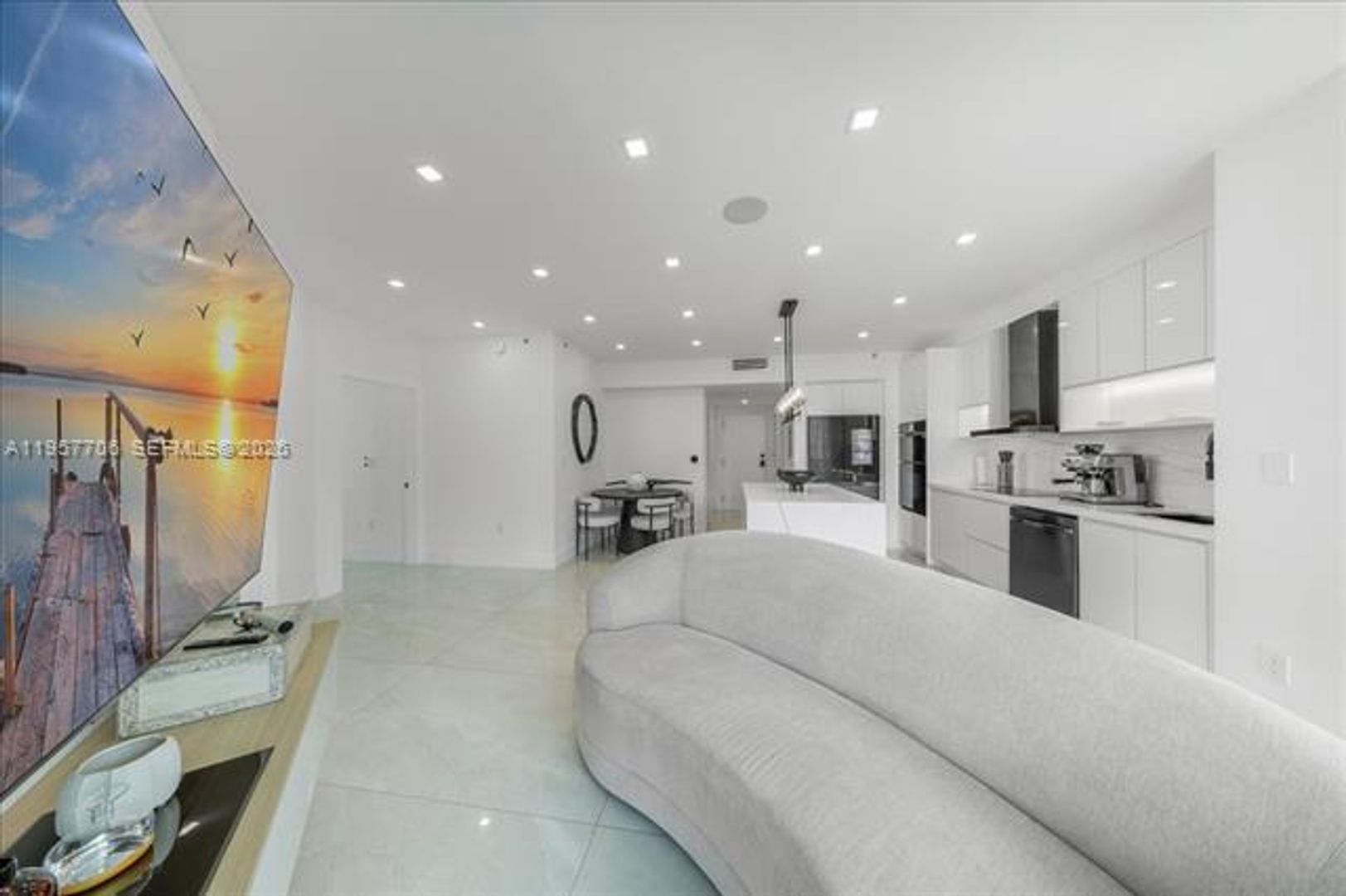 Miami Apartment: 350 S Miami Ave unit 2314