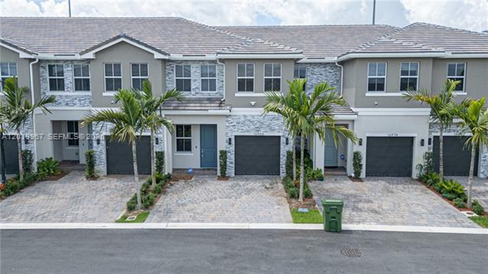 Pembroke Pines Townhome: 16966 SW 2nd Ct