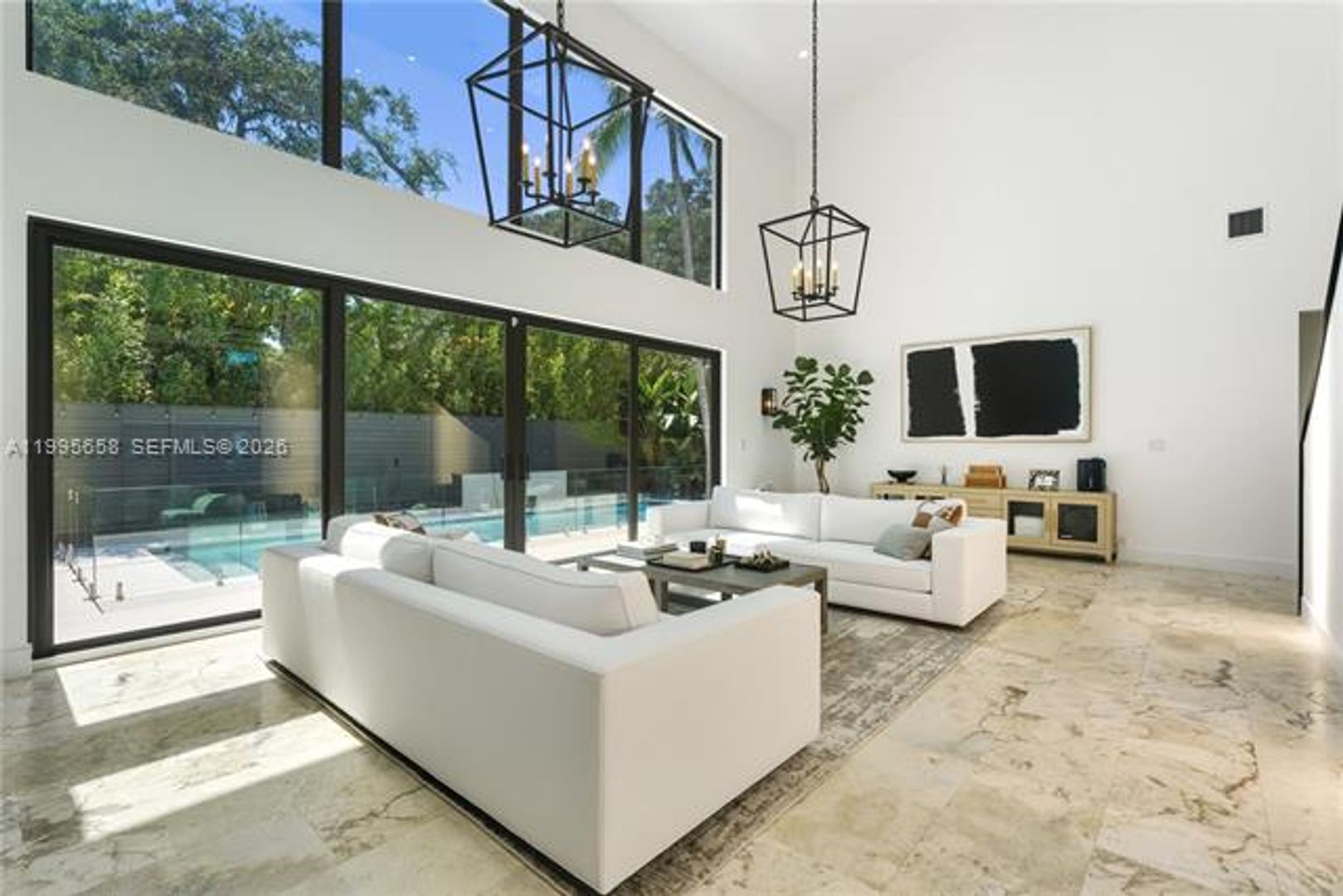 MIAMI House: 3782 El Prado Blvd # 1