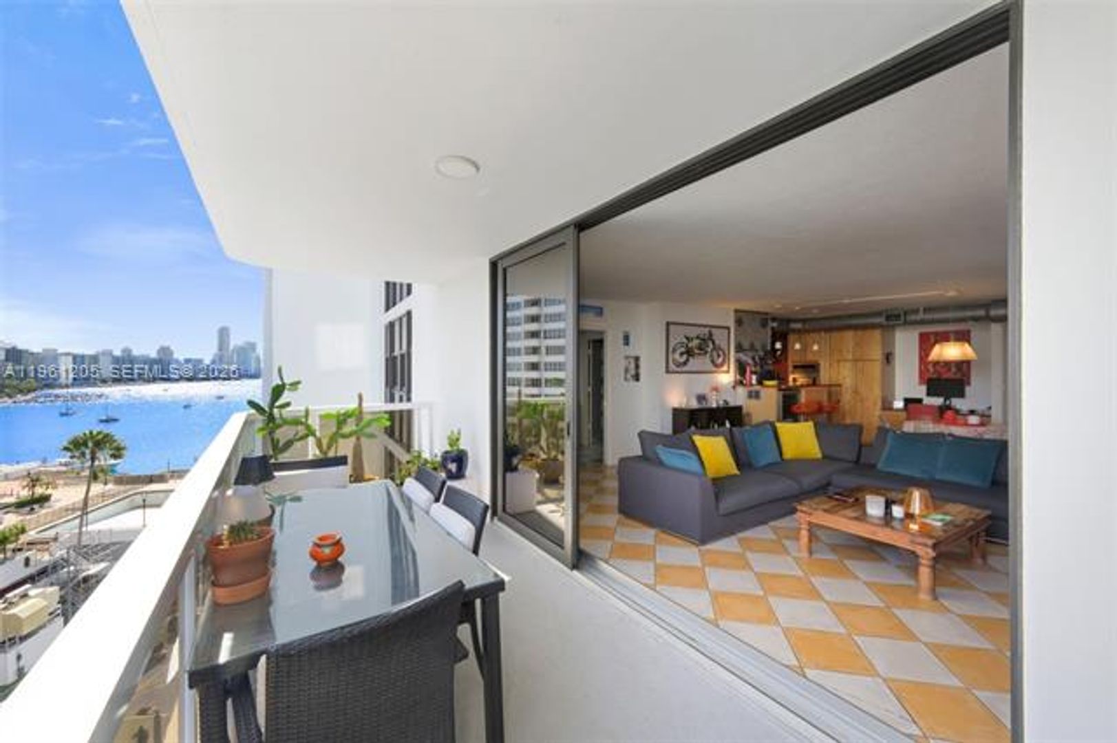 Miami Beach Condo: 9 Island Ave # 810