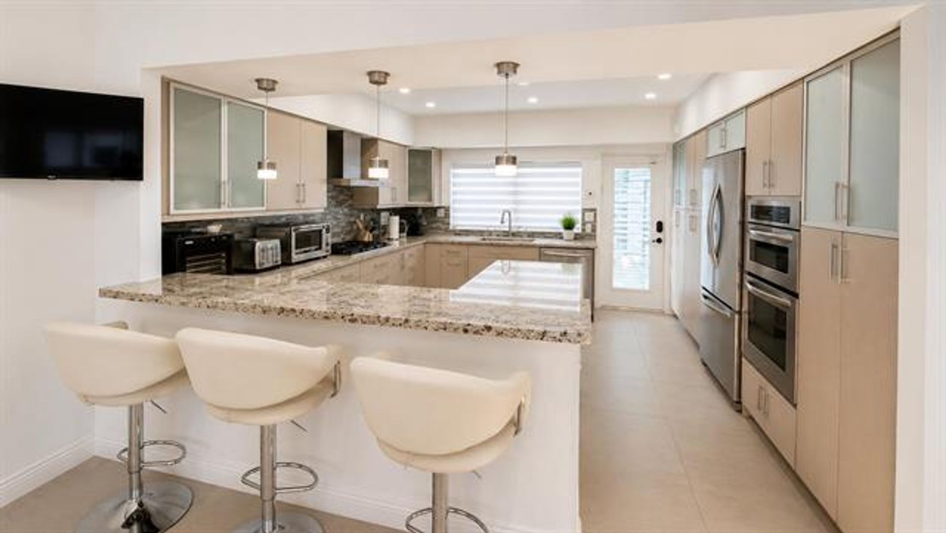 North Miami Beach House: 2130 NE 191st Dr # 2130