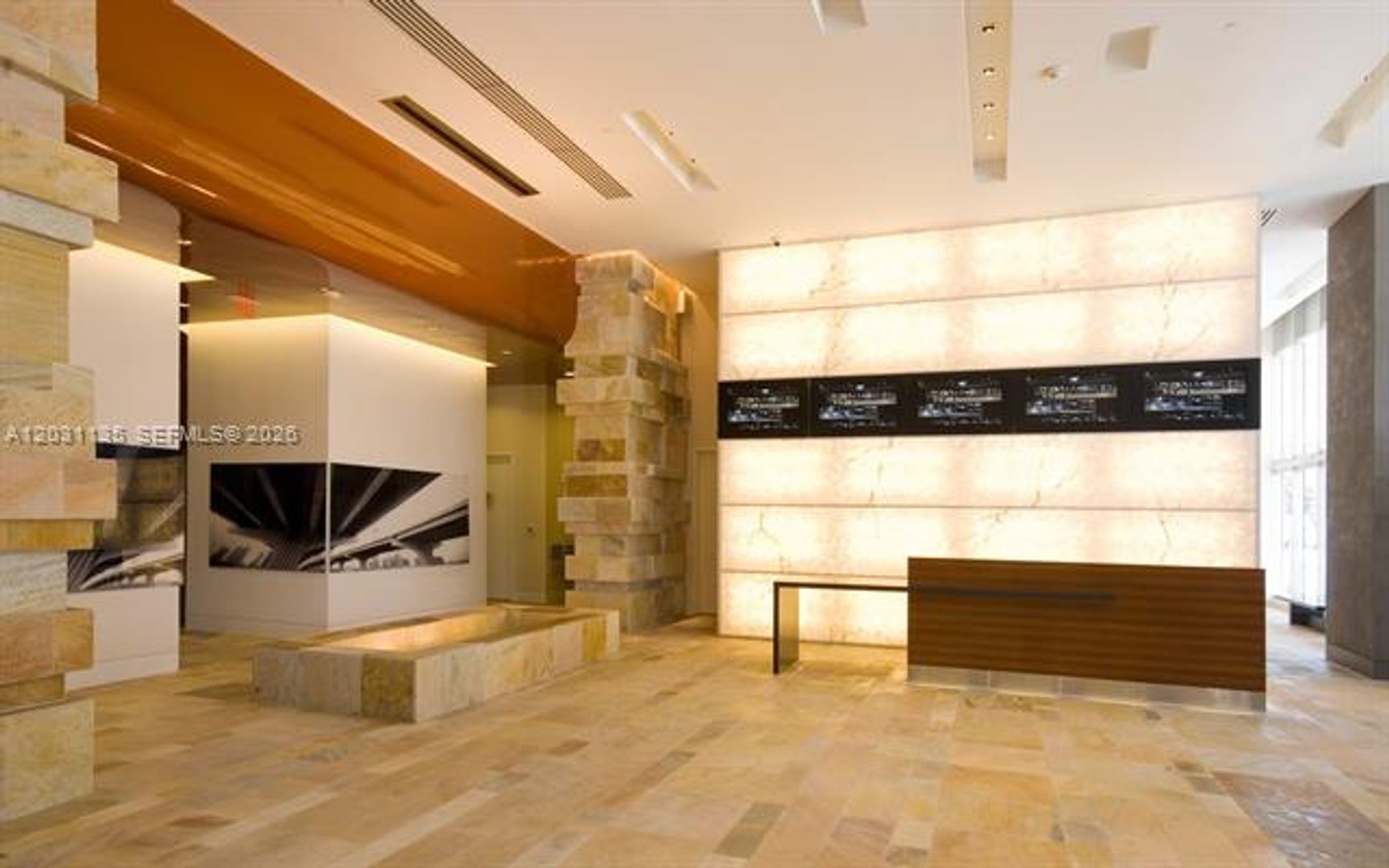 Miami Condo: 500 Brickell Ave # 1808