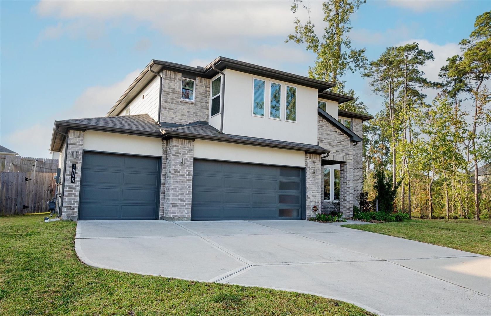 Conroe House: 14035 Valley Creek Court #0