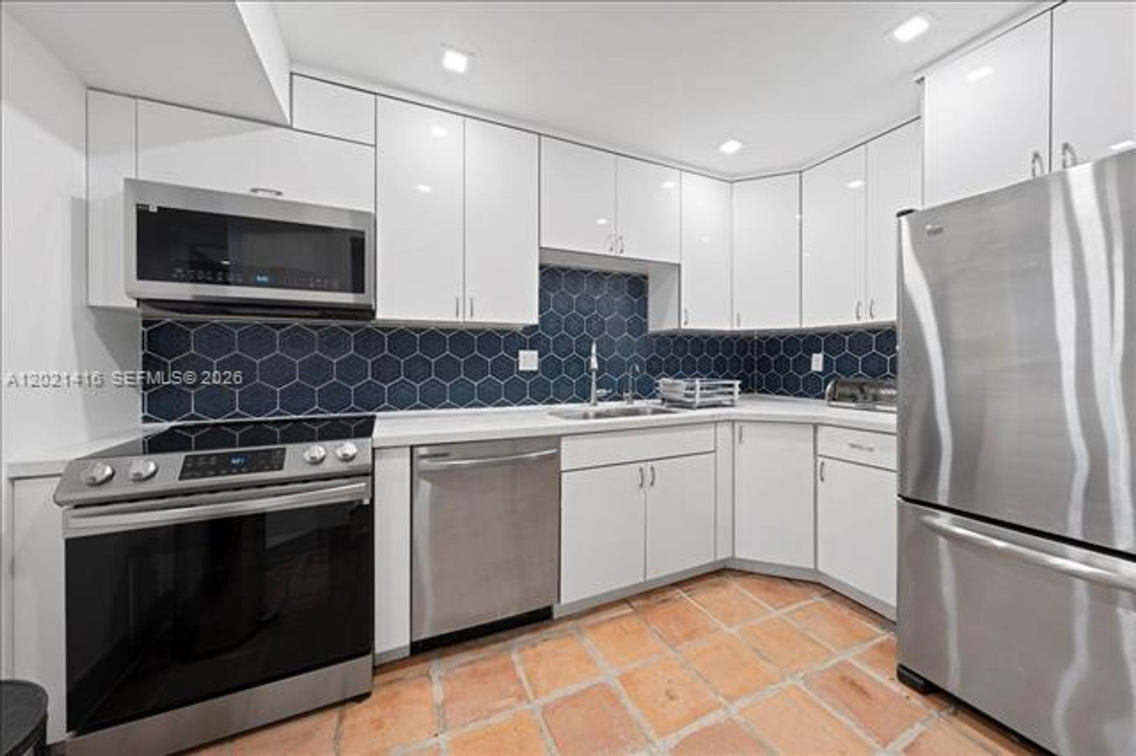 Coral Gables Townhome: 5750 Turin St th 207