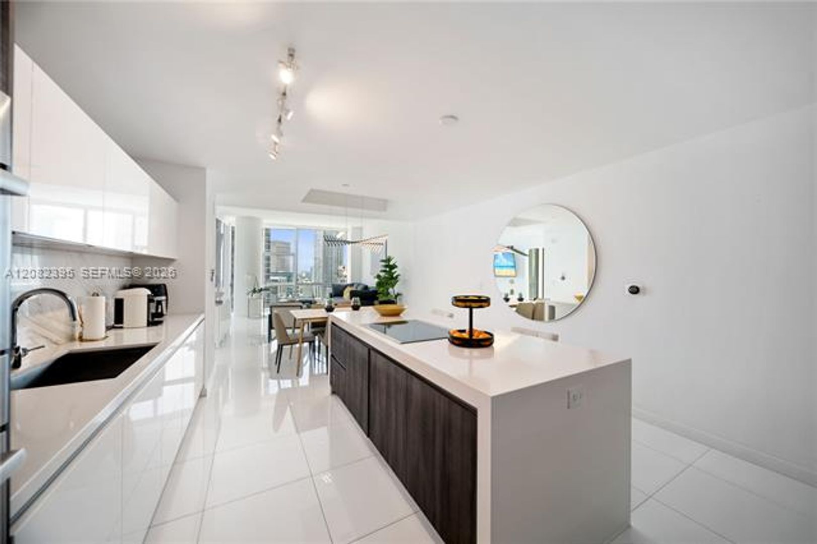 Miami Condo: 851 NE 1st Ave cu-2011