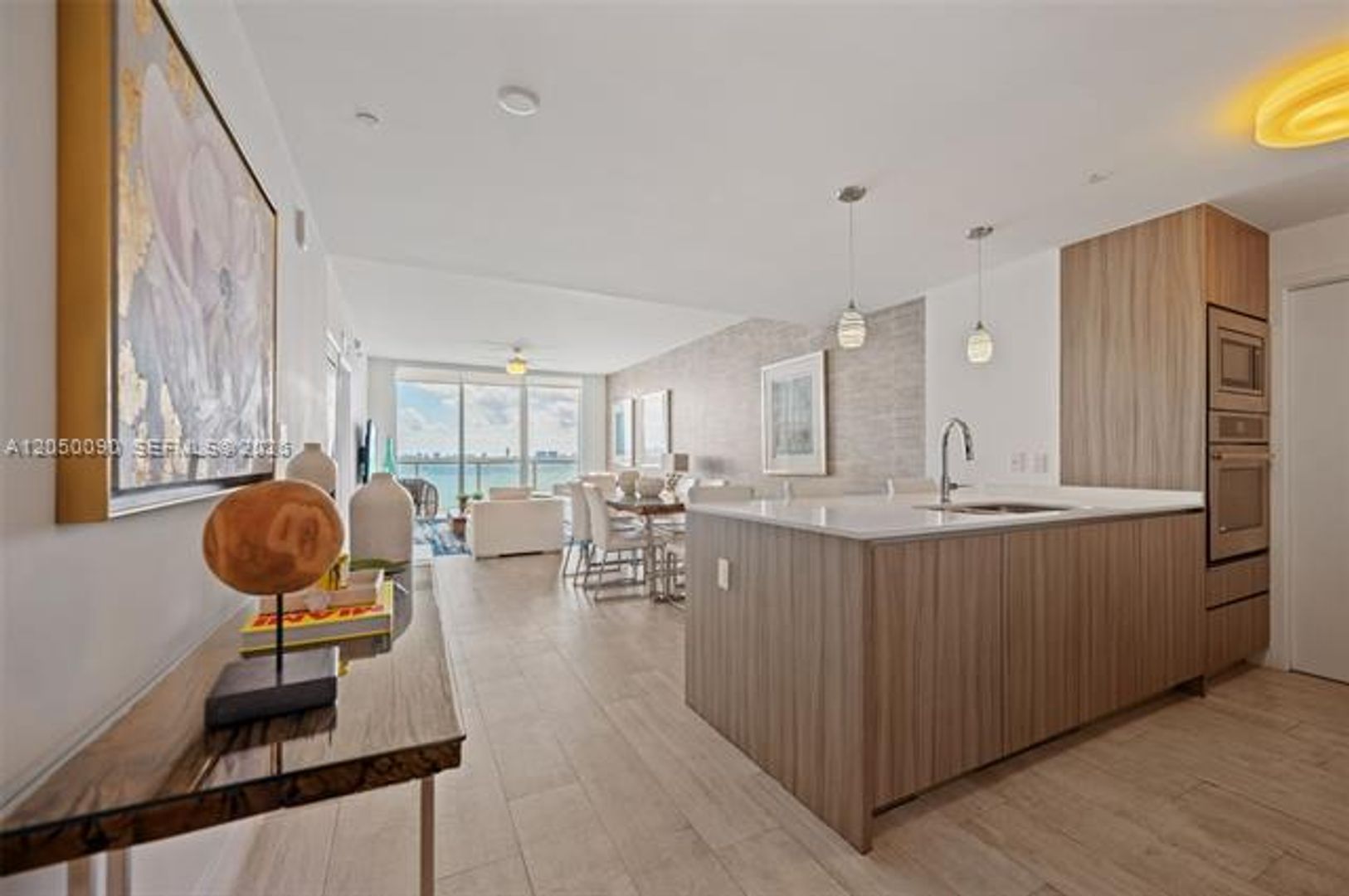 Miami House: 600 NE 27th St cu-1402