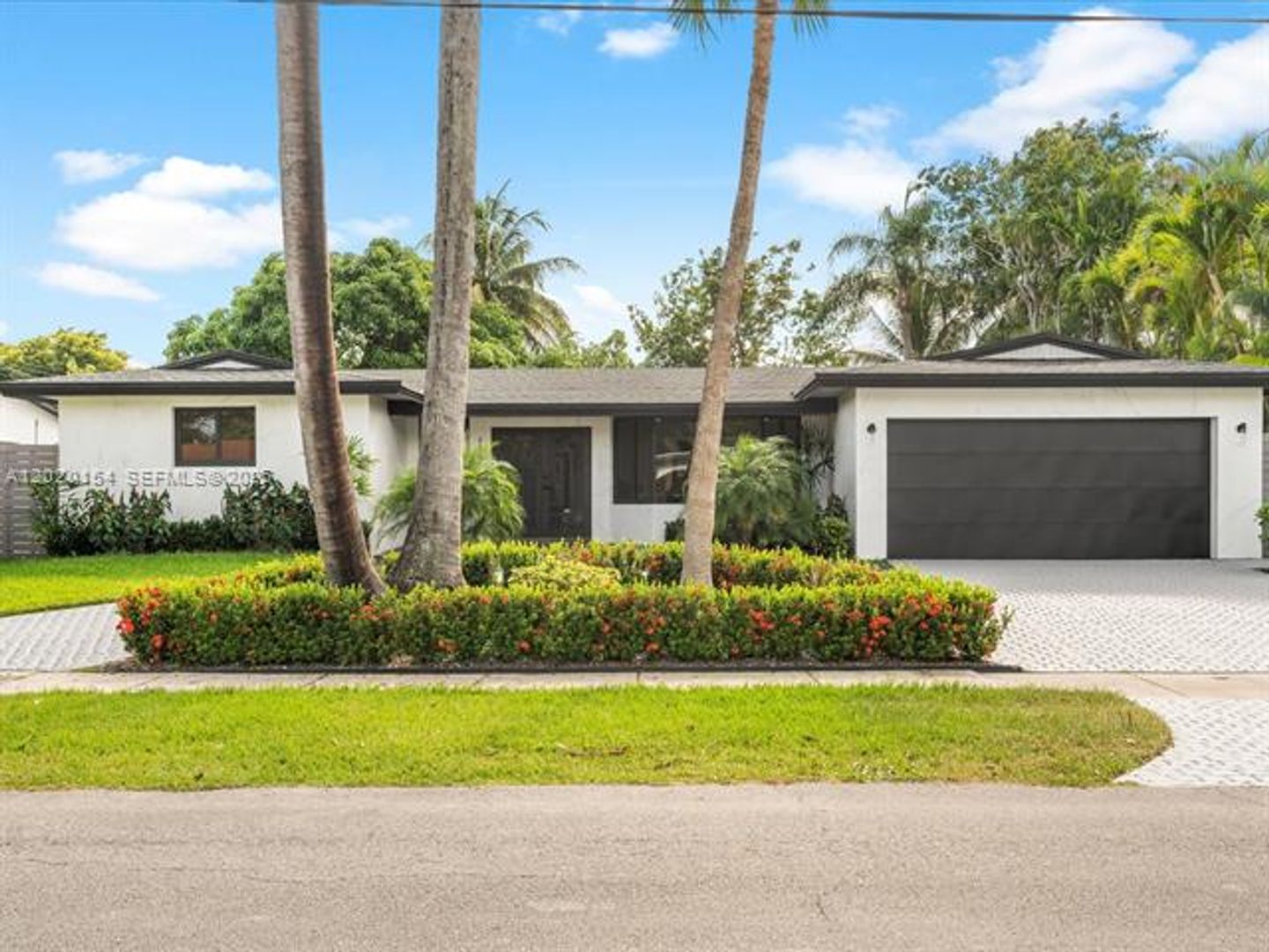 Miami House: 2340 NE 194th St