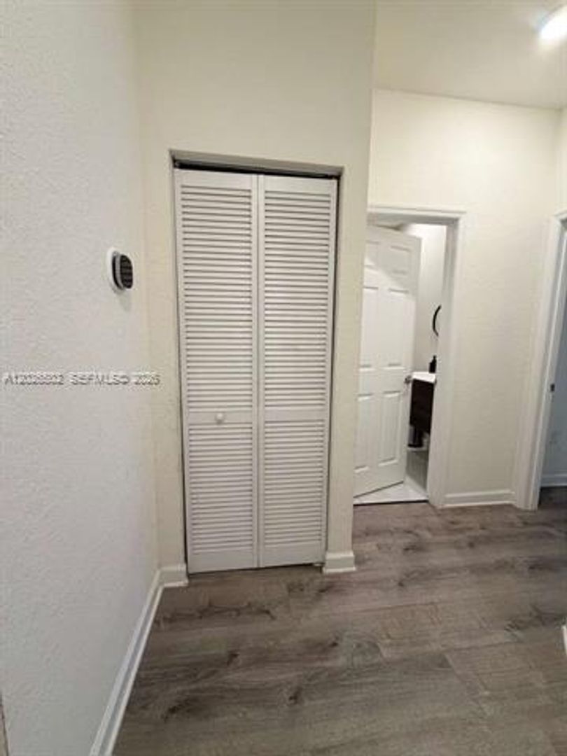 Hialeah Townhome: 3332 W 108th St