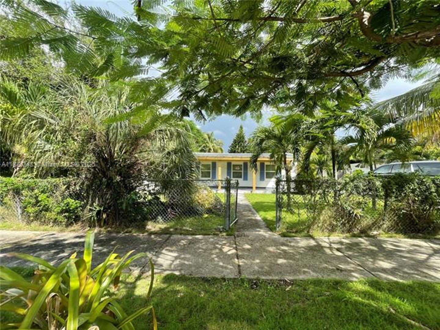 MIAMI House: 5921 SW 62nd St #0