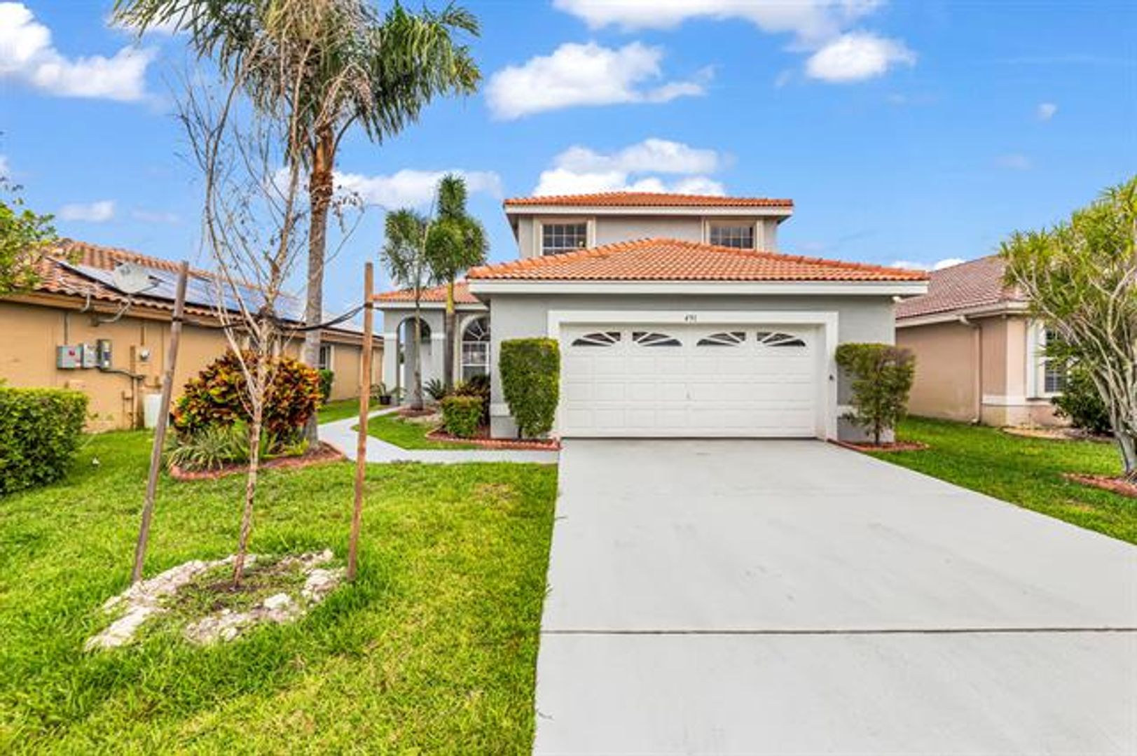 PEMBROKE PINES House: 491 SW 182nd Way