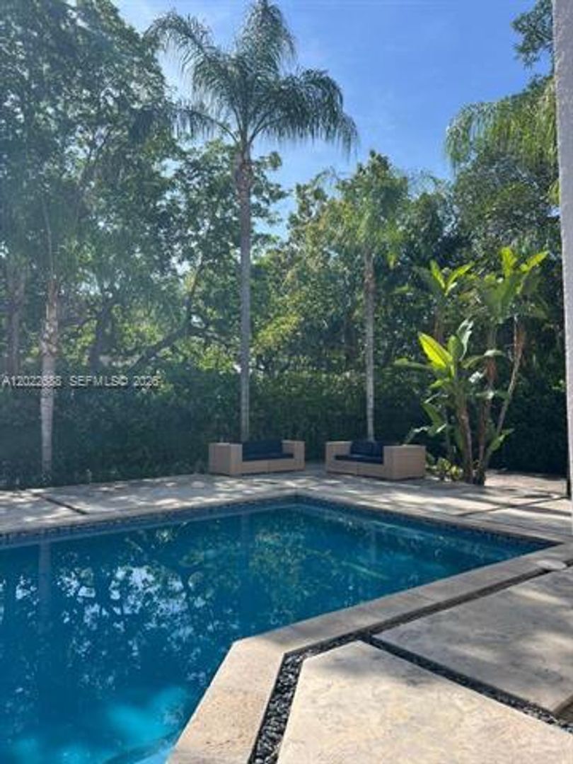 Palmetto Bay House: 17125 SW 80th Ct