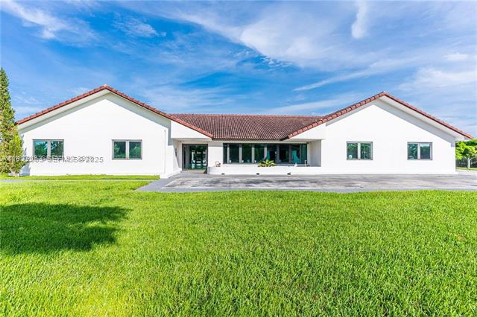 MIAMI House: 13355 SW 207th Ave