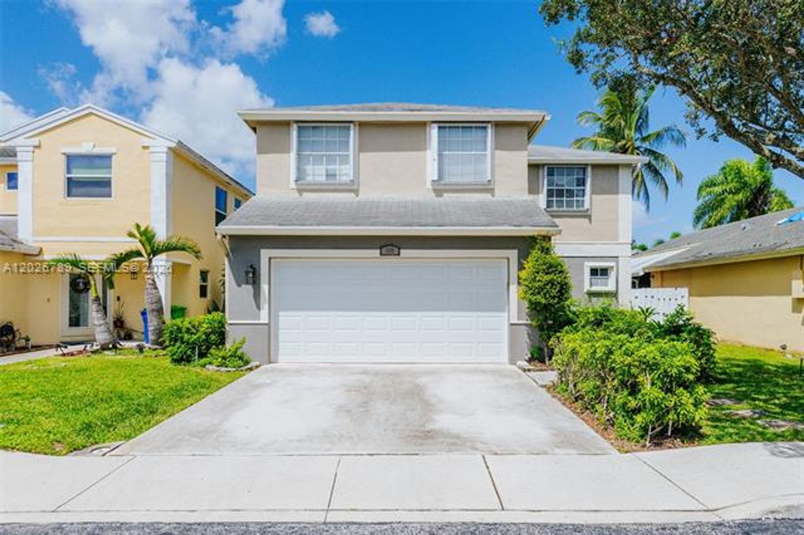 Sunrise House: 305 S Ketch Dr