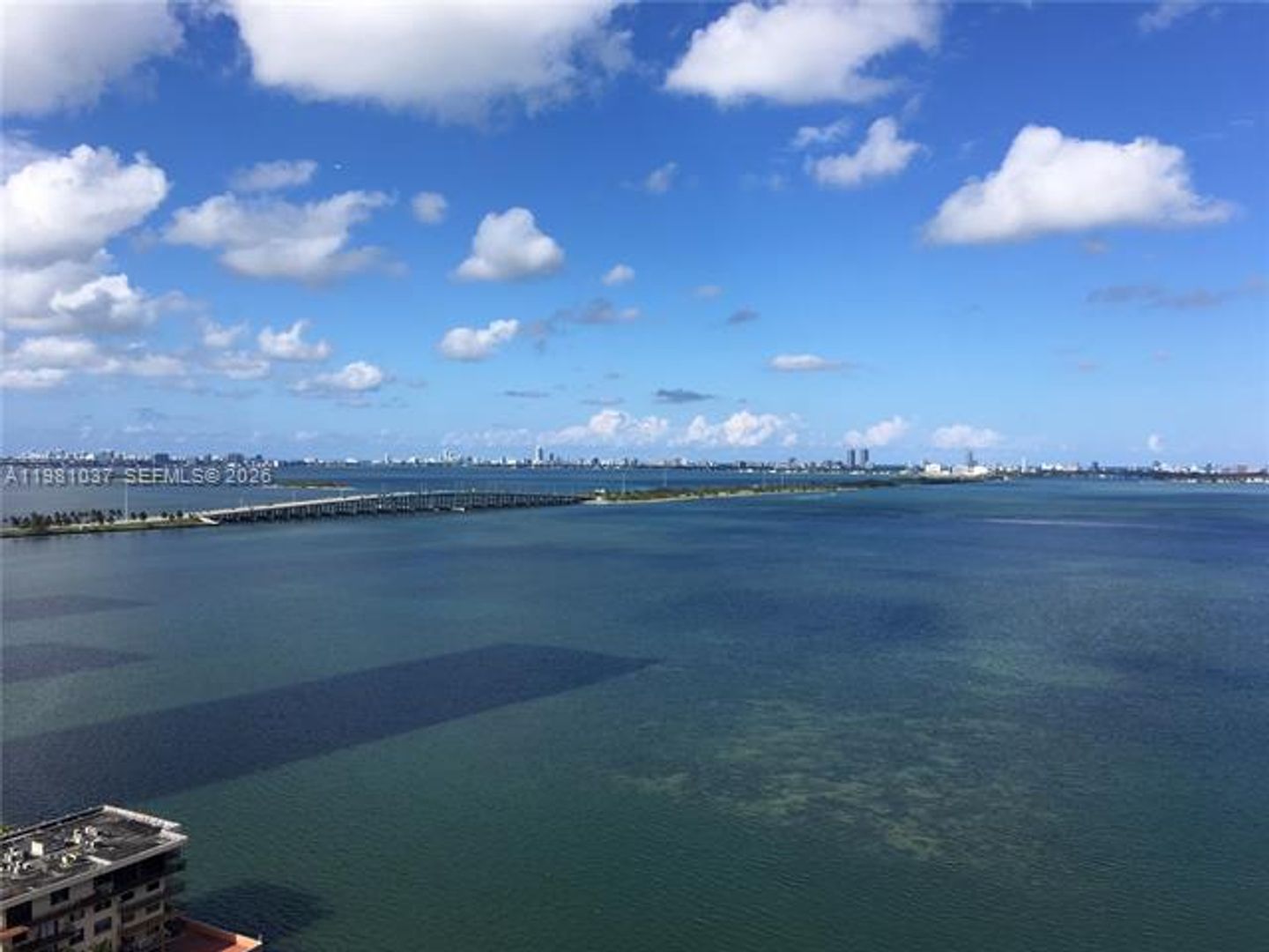 MIAMI Apartment: 601 NE 27th St # 1906