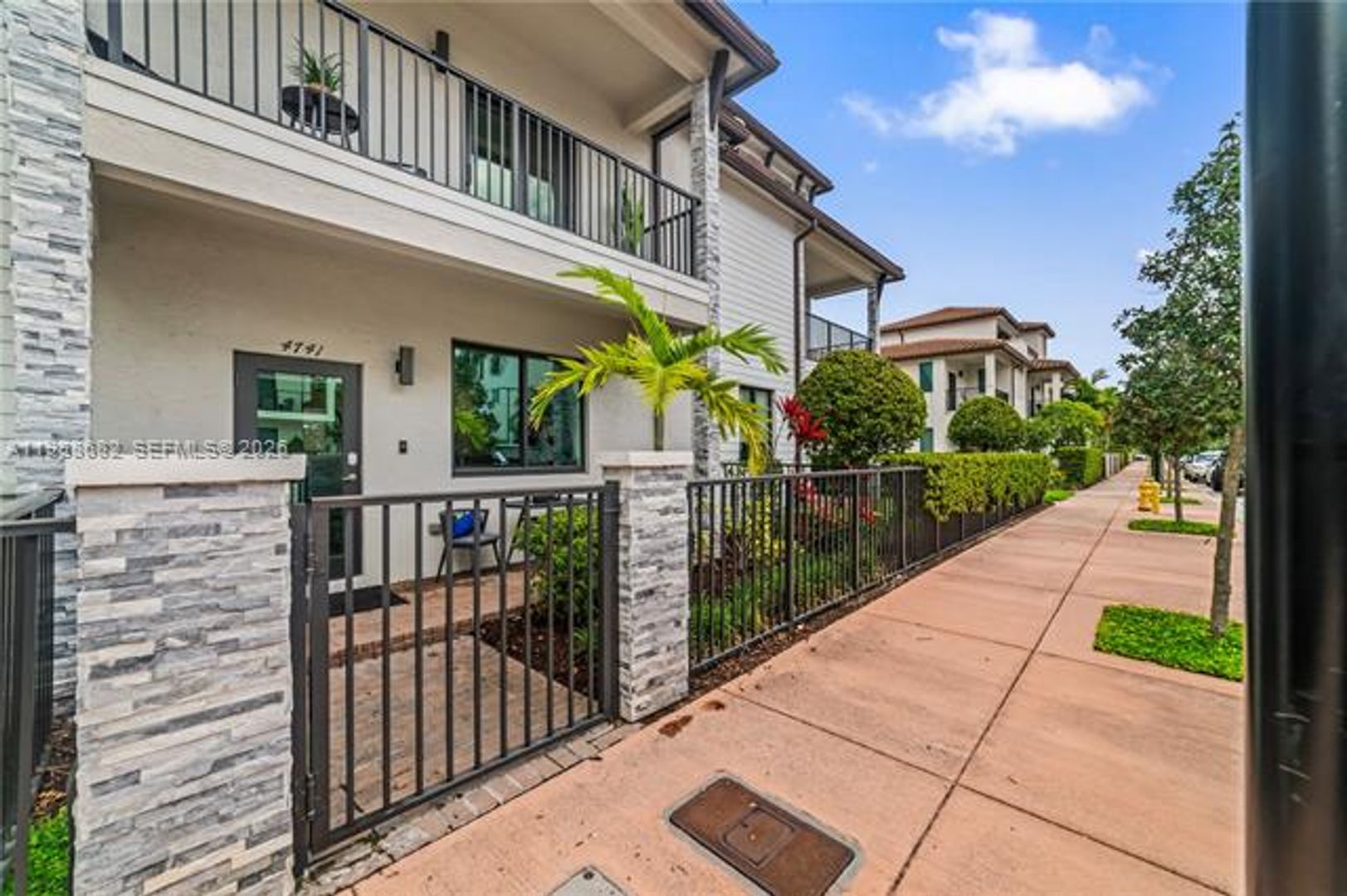 DORAL Townhome: 4741 NW 84th Ave th 4741
