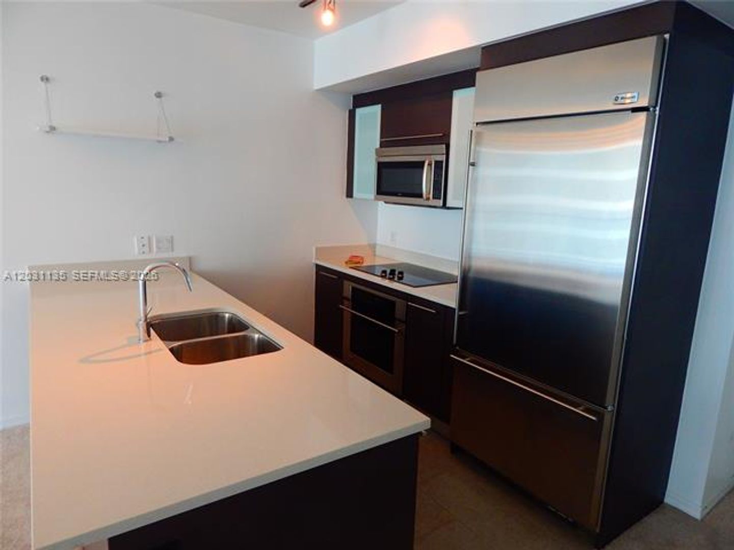 Miami Condo: 500 Brickell Ave cu-1808