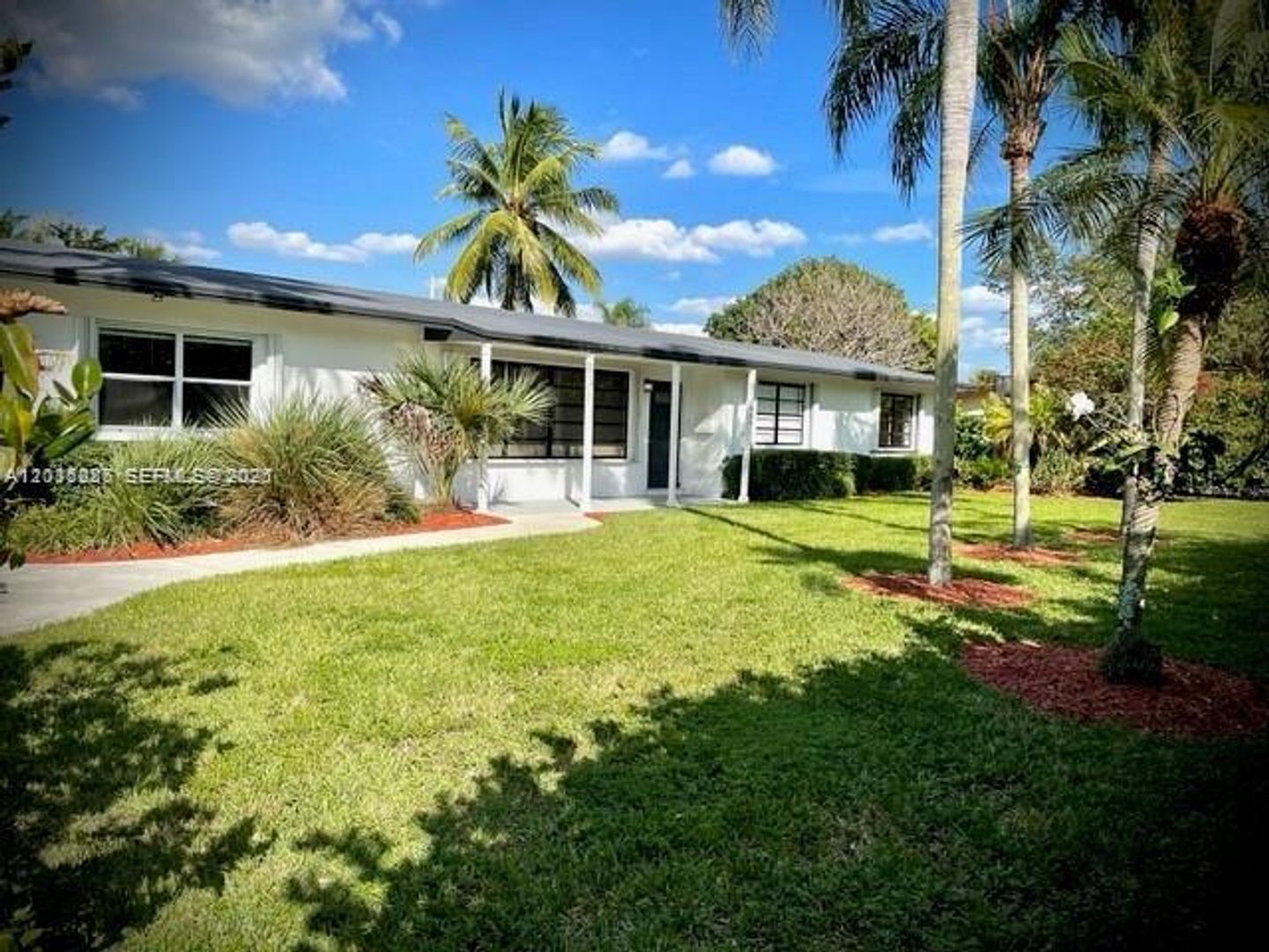Pinecrest House: 7425 SW 118th St