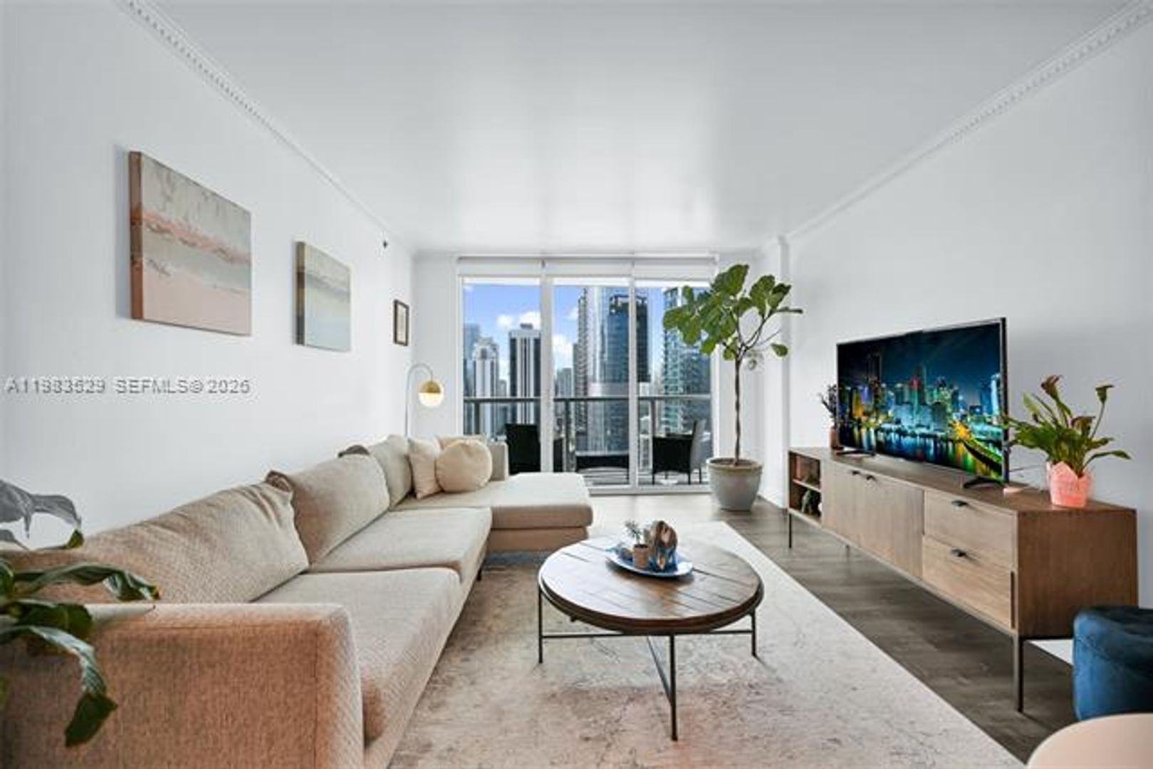 MIAMI Apartment: 55 SE 6th St # 3404