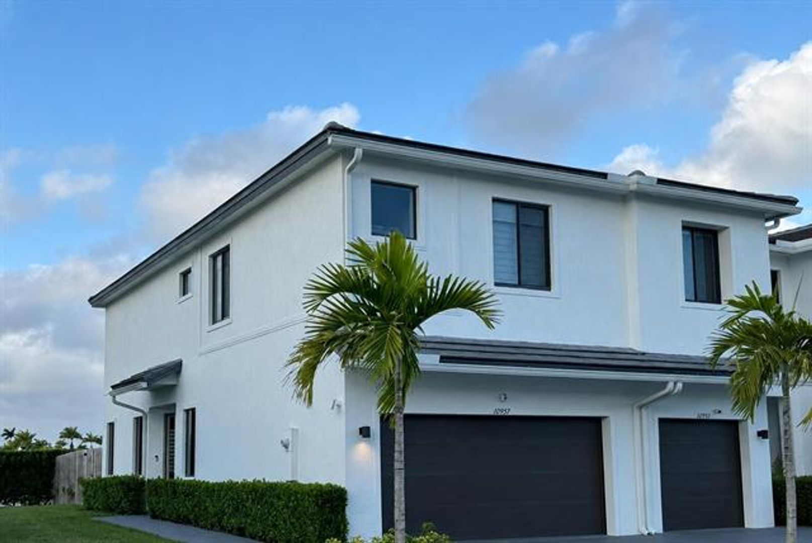 Homestead Townhome: 10957 SW 232nd Terrace