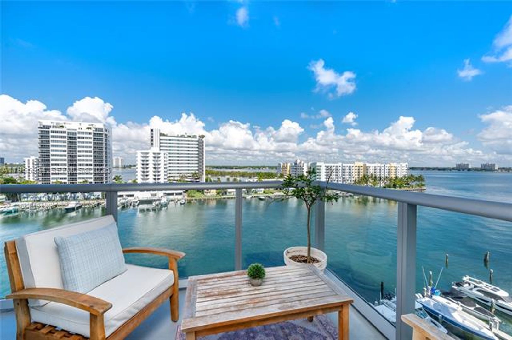 NORTH BAY VILLAGE Apartment: 7928 East Dr unit 803