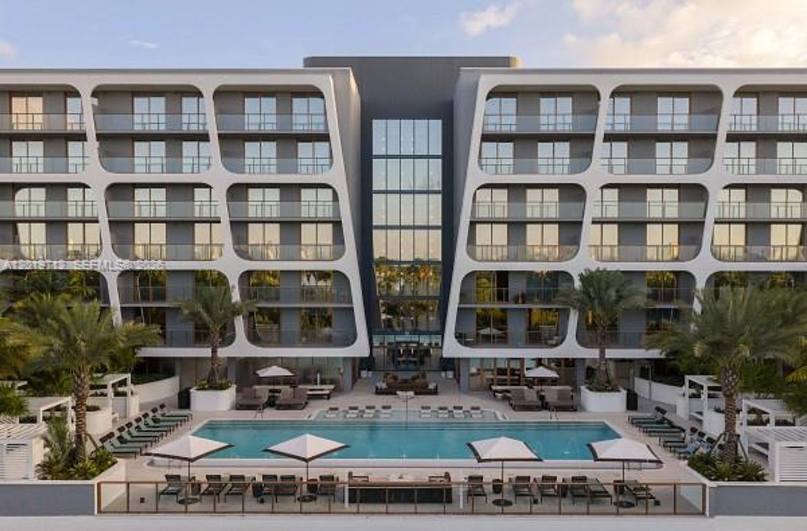Miami Beach Apartment: 3900 Alton Road # PH #825