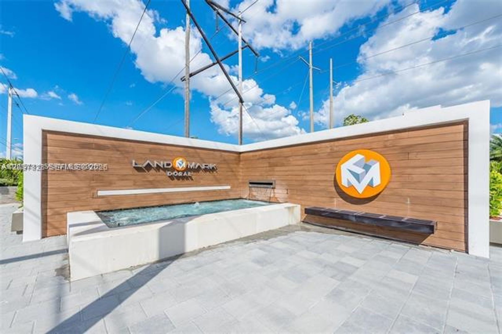 Doral Townhome: 10245 NW 63rd Ter # 201