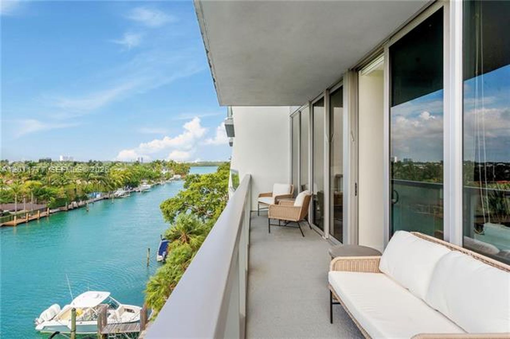 BAY HARBOR ISLANDS Apartment: 9940 W Bay Harbor Dr # 5F-N
