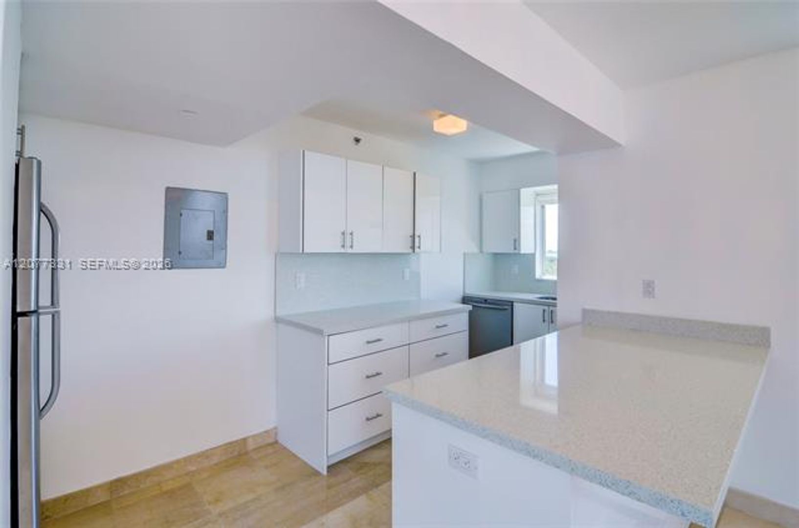 Miami Beach Condo: 5900 Collins Ave cu-1508