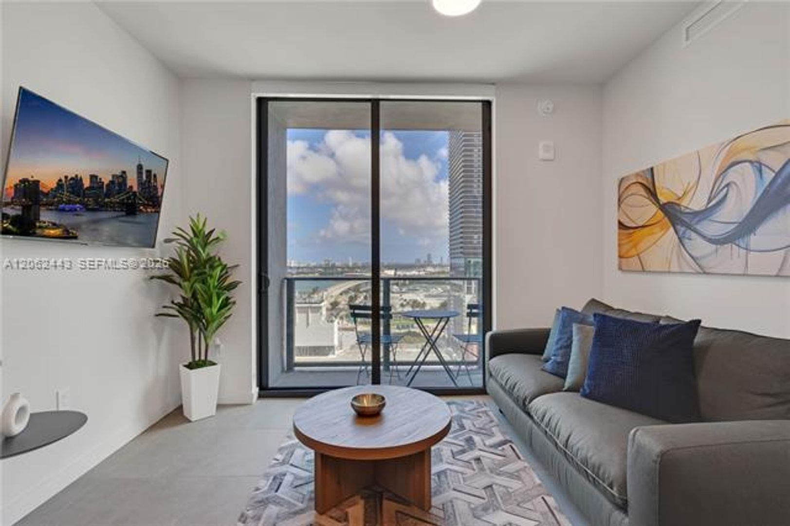 Miami Condo: 121 NE 5th St cu-2013