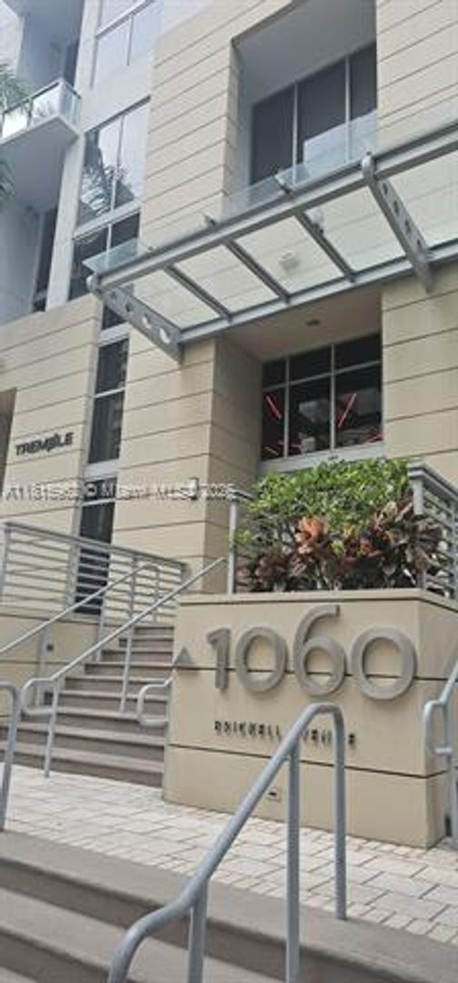 MIAMI Apartment: 1060 Brickell Ave unit 3417