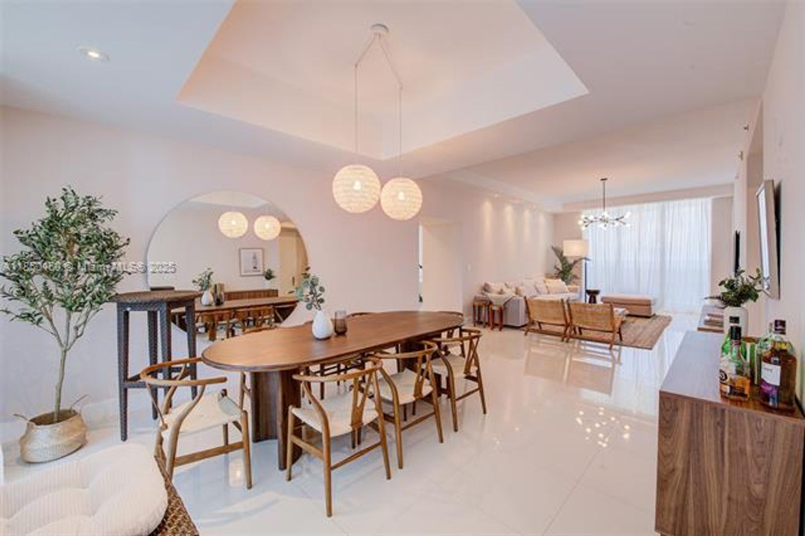 SUNNY ISLES BEACH Apartment: 15901 Collins Ave appt 604