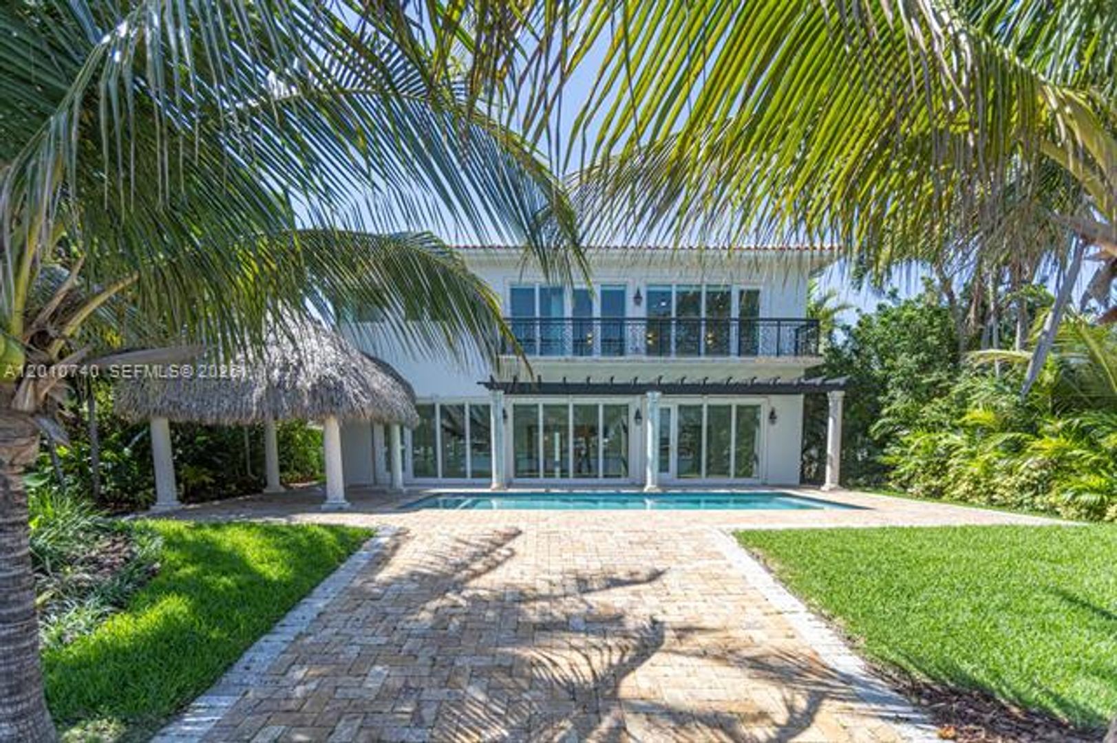 Miami Beach House: 425 N Shore Dr # 425