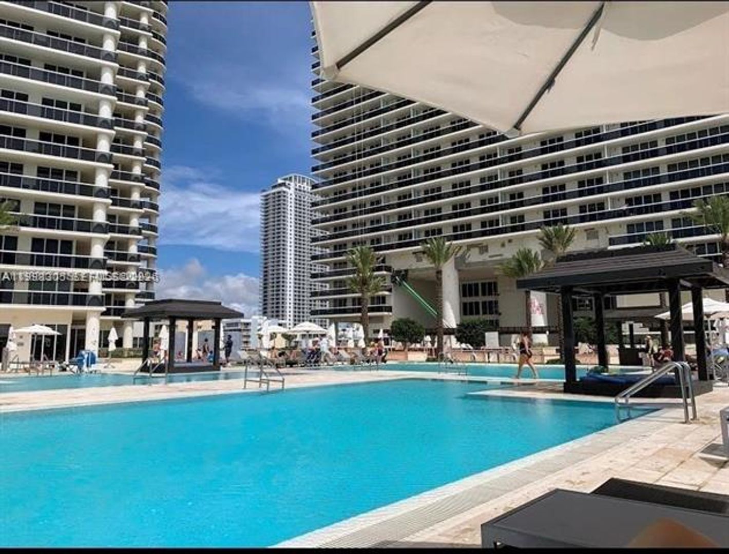 HALLANDALE BEACH Apartment: 1830 S Ocean Dr # 2011