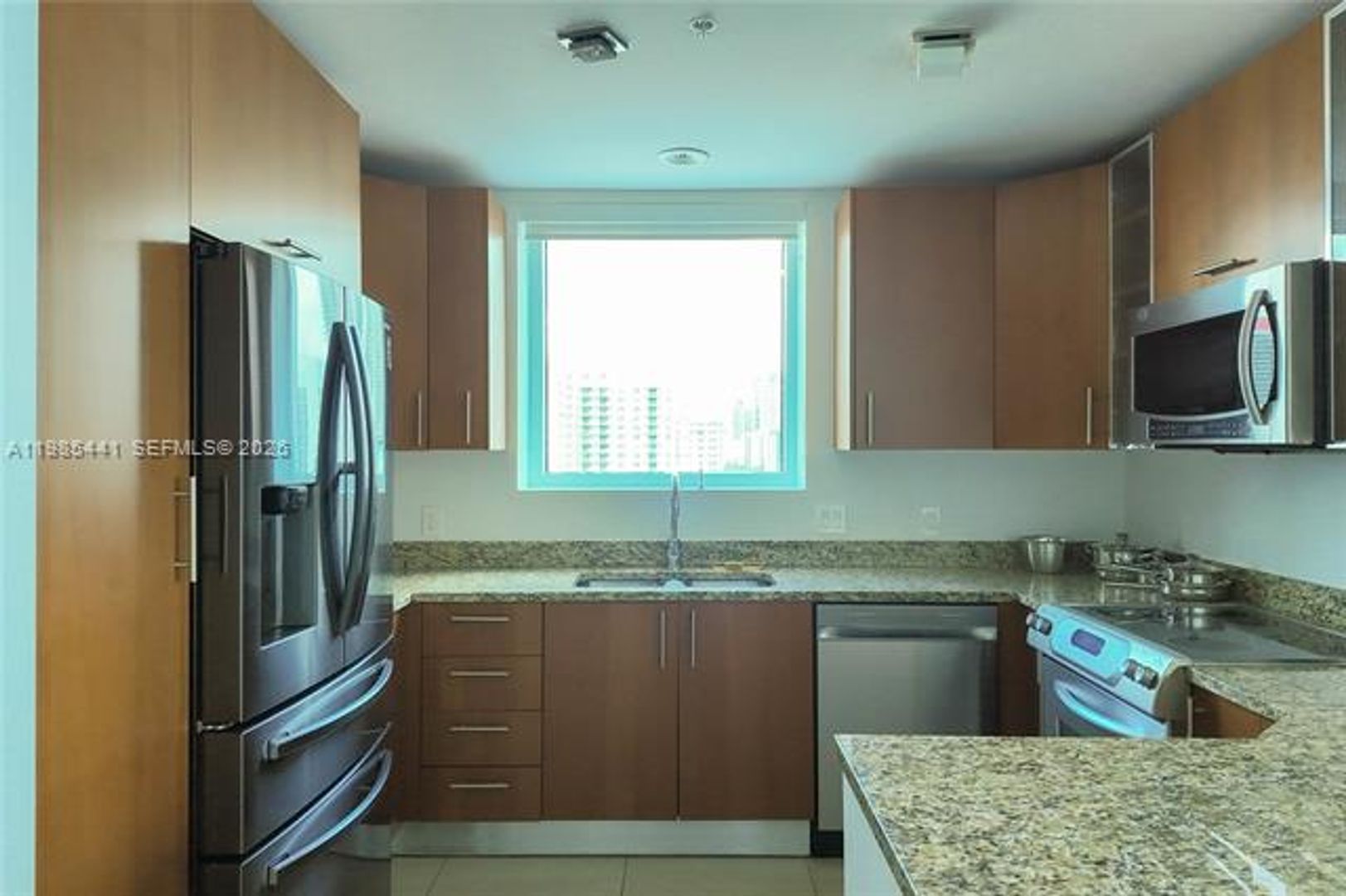 Hallandale Beach Condo: 1945 S Ocean Dr cu-1114