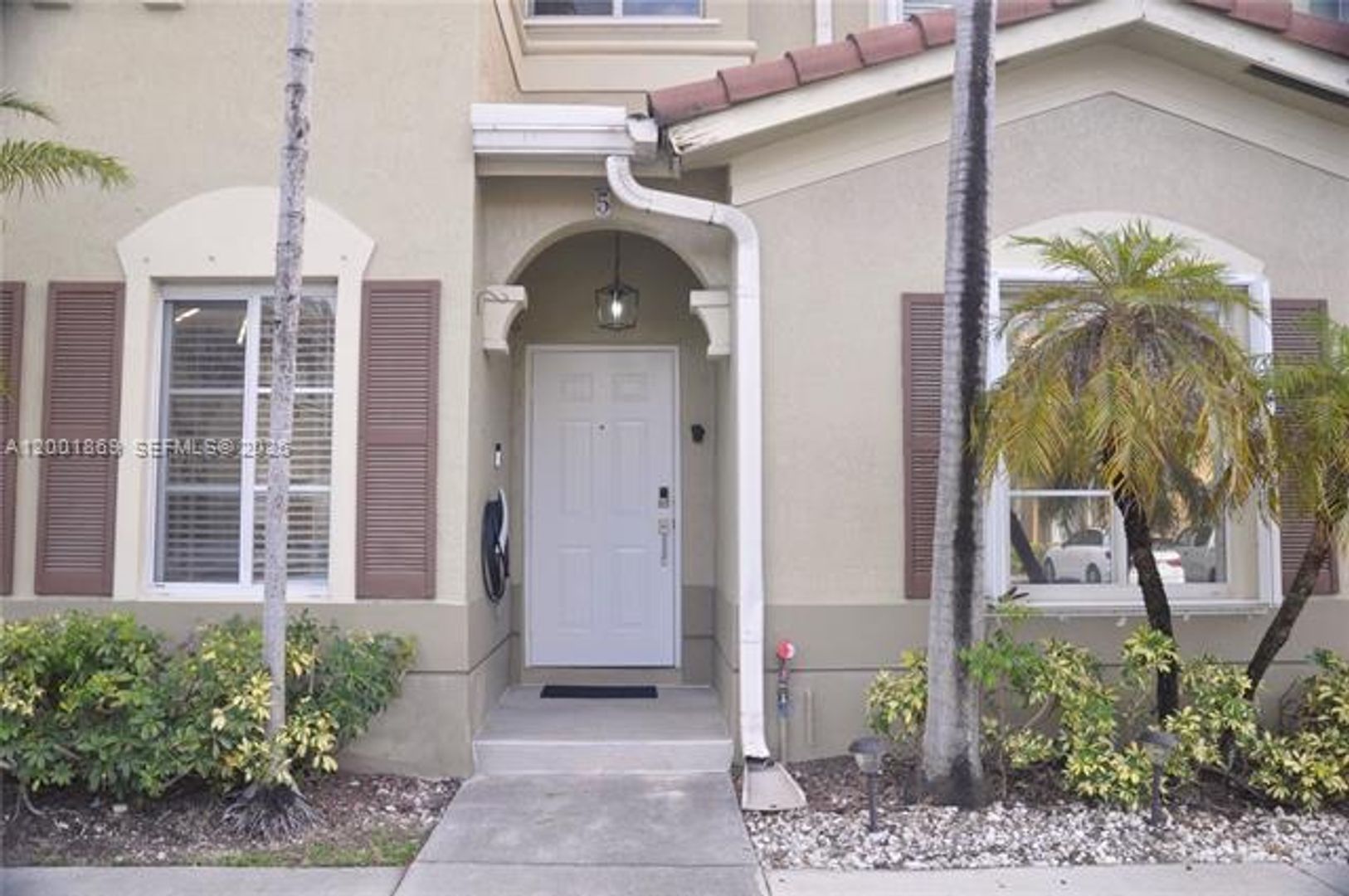 DORAL Townhome: 8261 NW 107th Ct th 5-10