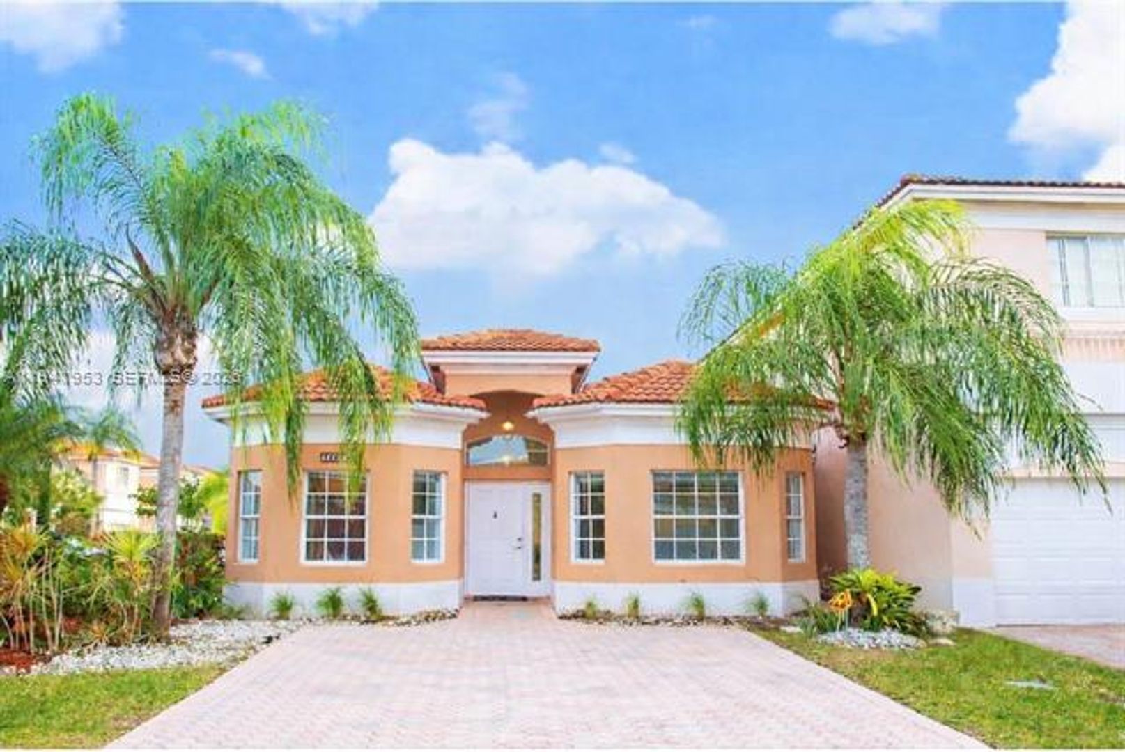 MIAMI Townhome: 16222 SW 102nd Ter th 0