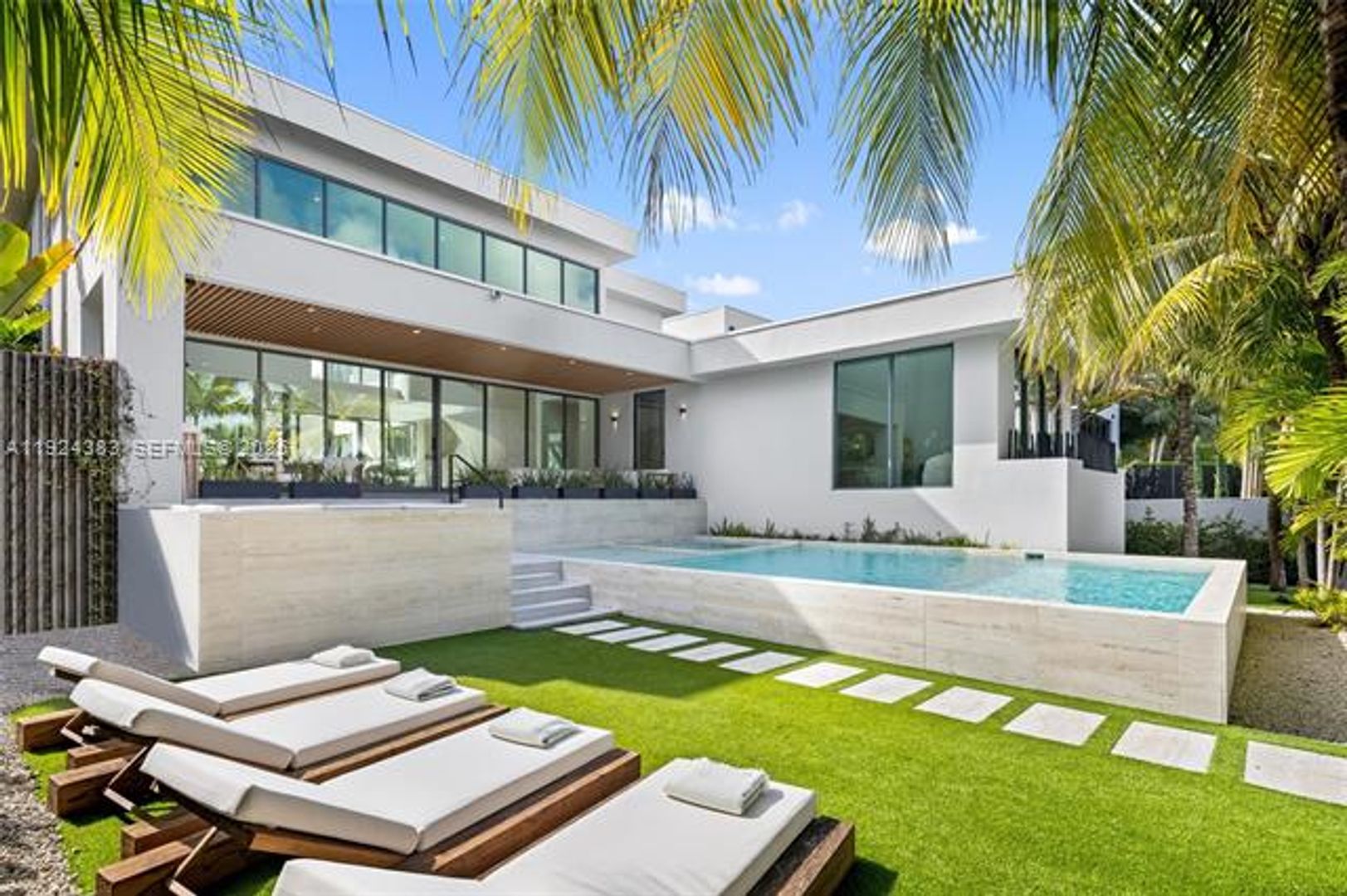 MIAMI House: 773 NE 77th Ter #0