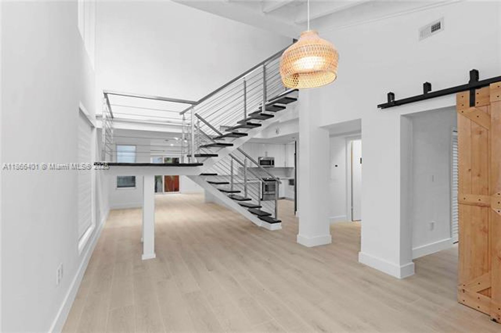 COCONUT GROVE Townhome: 3030 Bird Ave #0