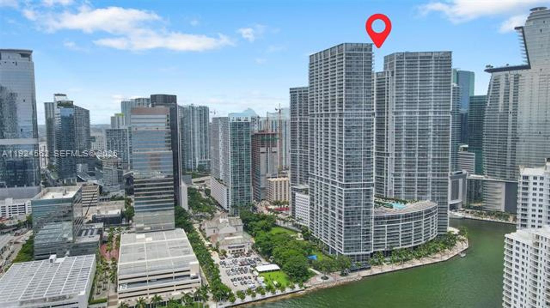 MIAMI Apartment: 495 Brickell Ave unit 501