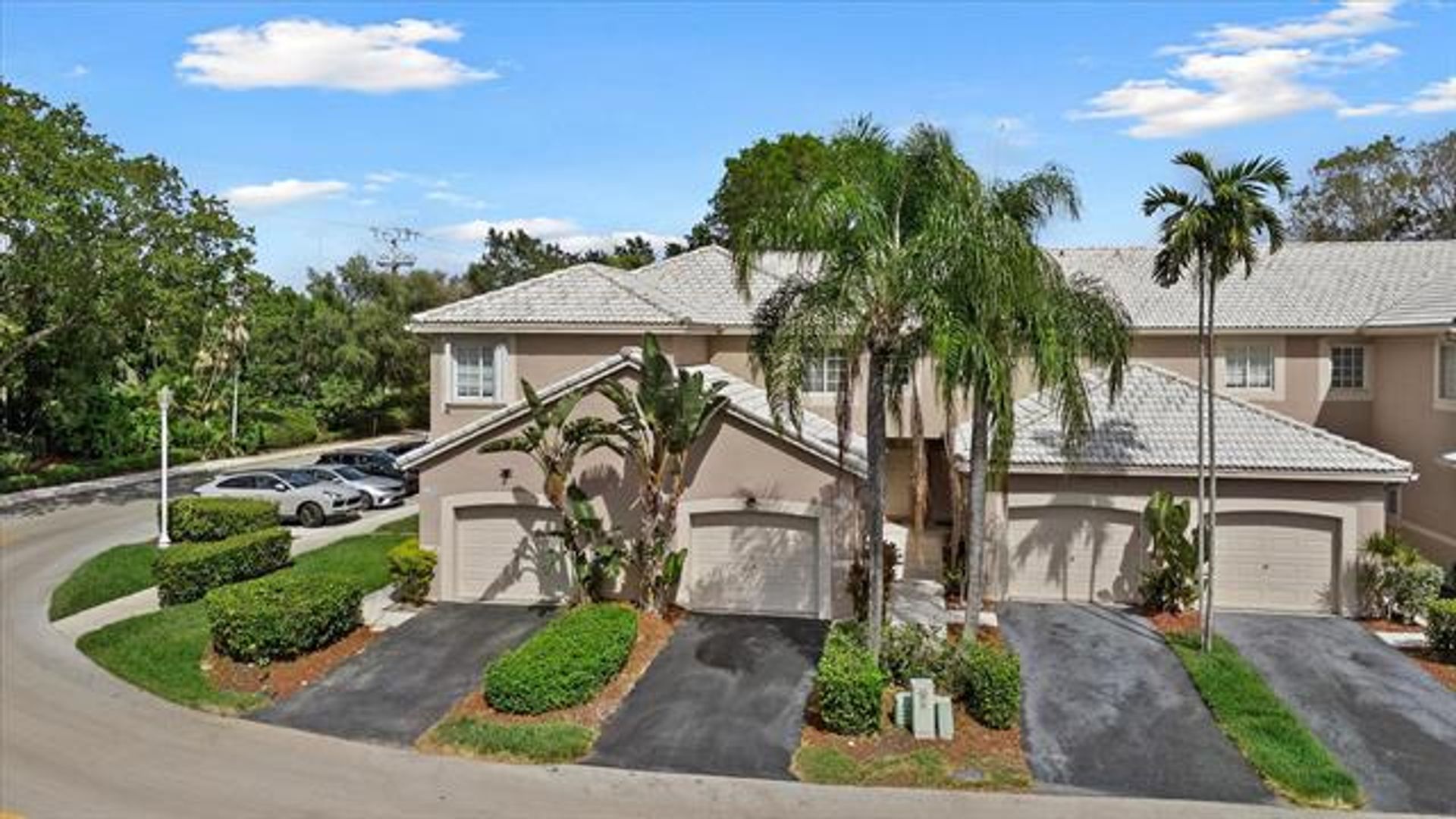 Weston Townhome: 2264 Salerno Cir