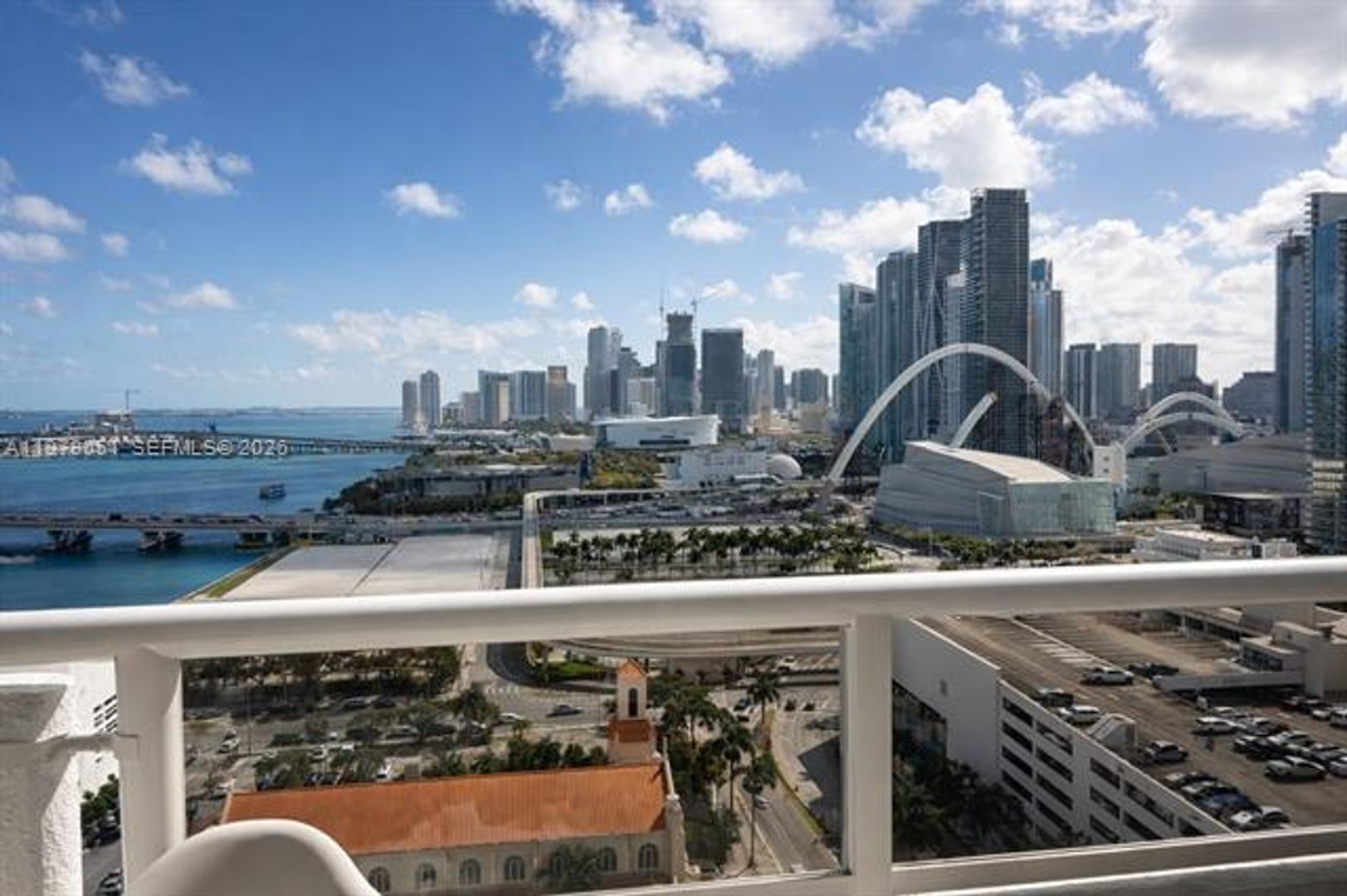 MIAMI Apartment: 1717 N Bayshore Dr # A-2654