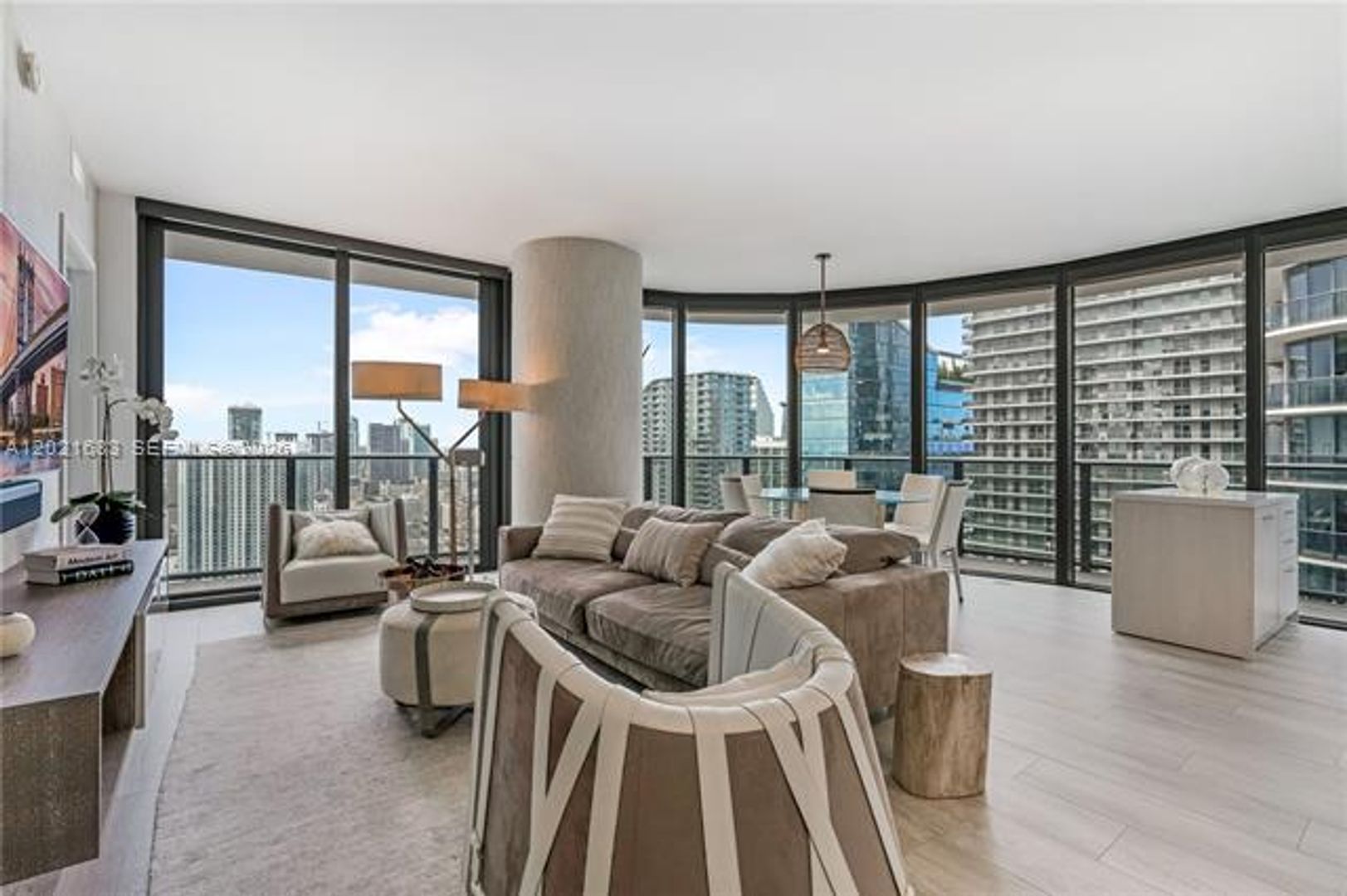 Miami Condo: 55 SW 9th St # 4001